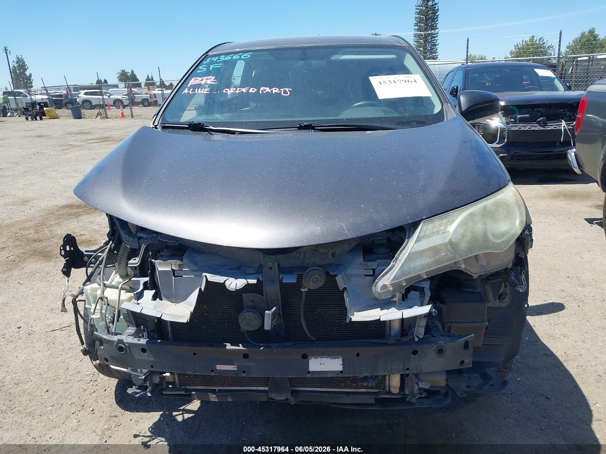 2013 Toyota Rav4 Le Gray vin: 2T3ZFREV8DW005463
