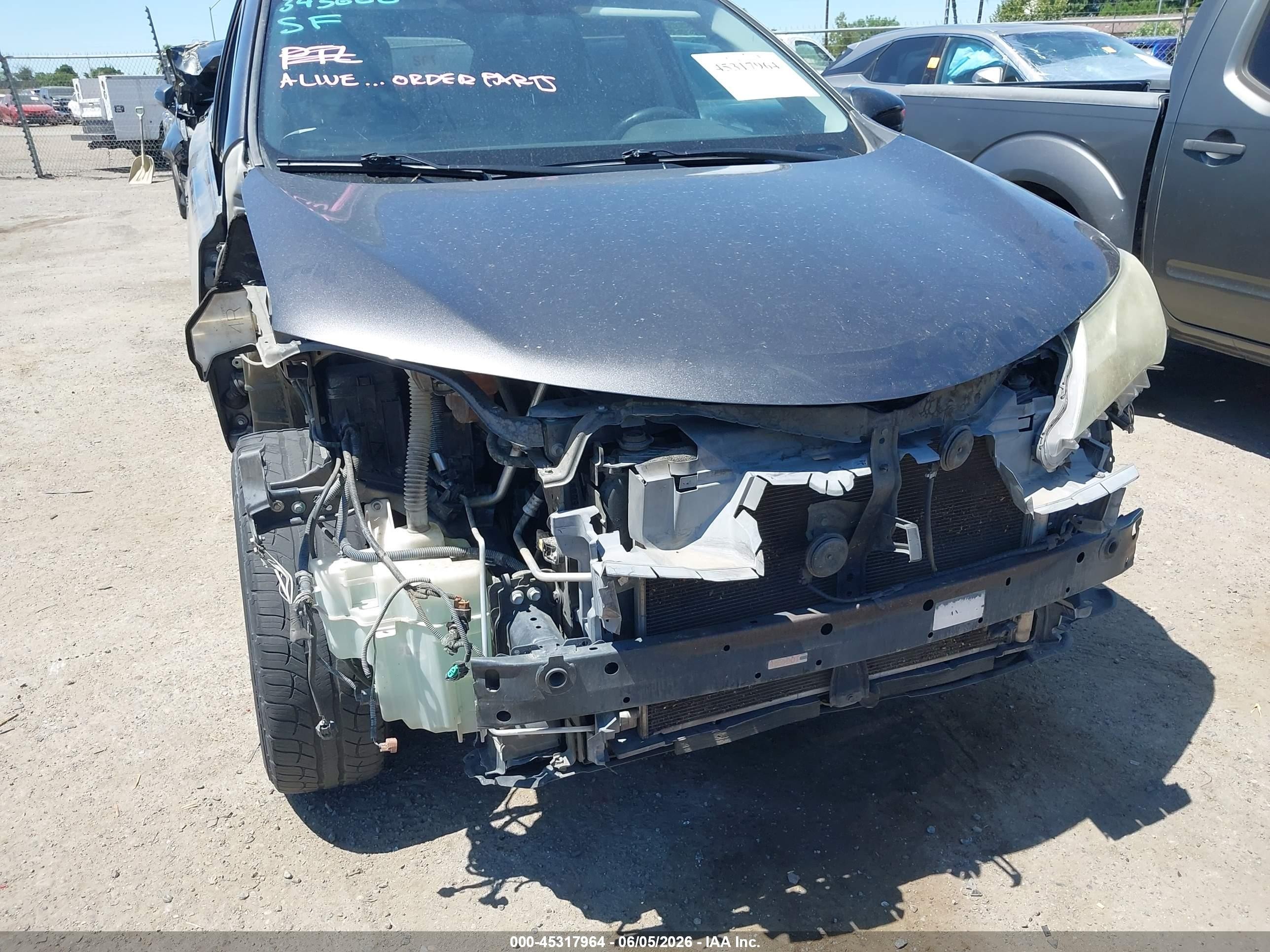 2013 Toyota Rav4 Le Gray vin: 2T3ZFREV8DW005463
