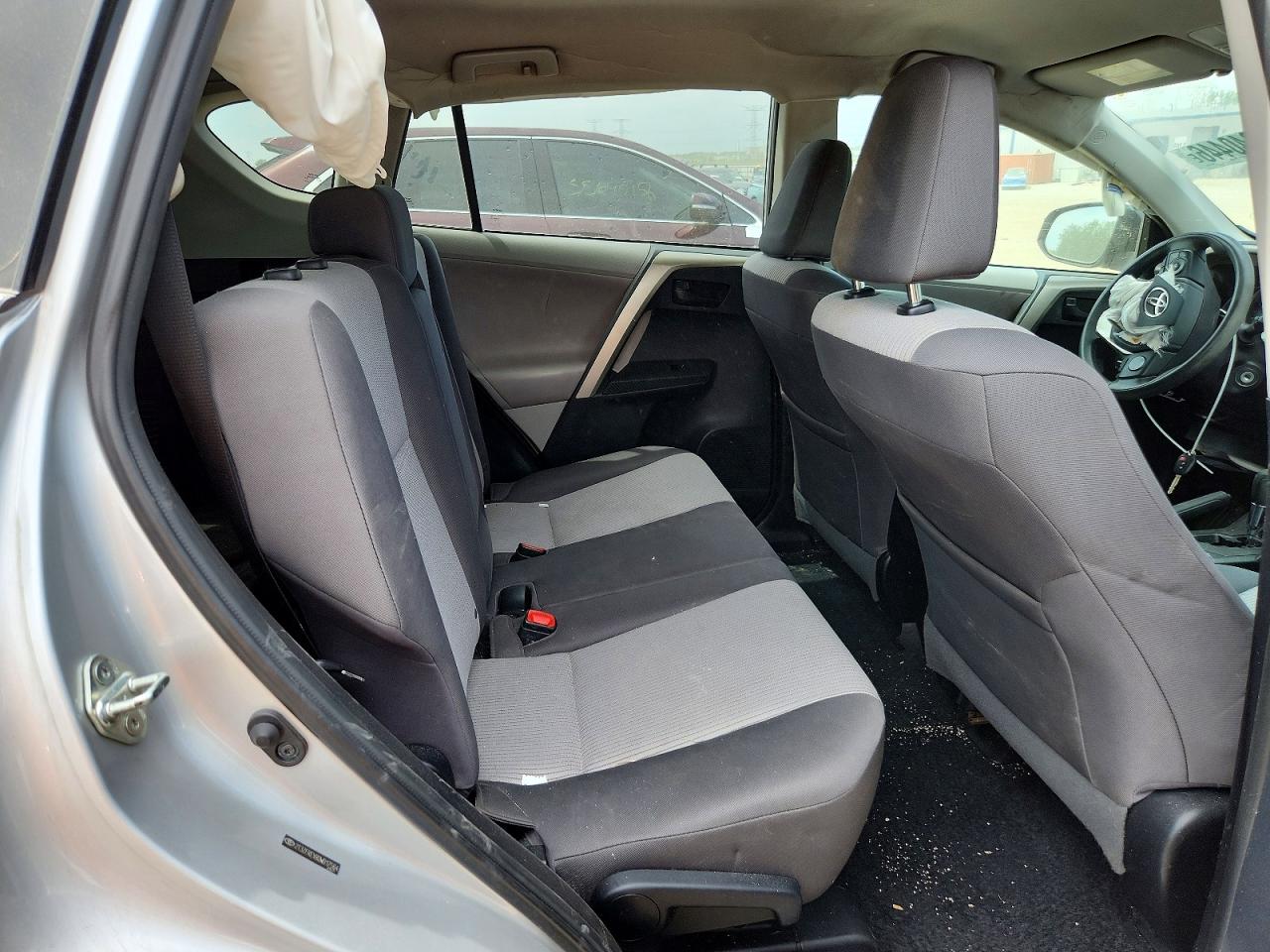 2013 Toyota Rav4 Le Silver vin: 2T3ZFREV8DW017564