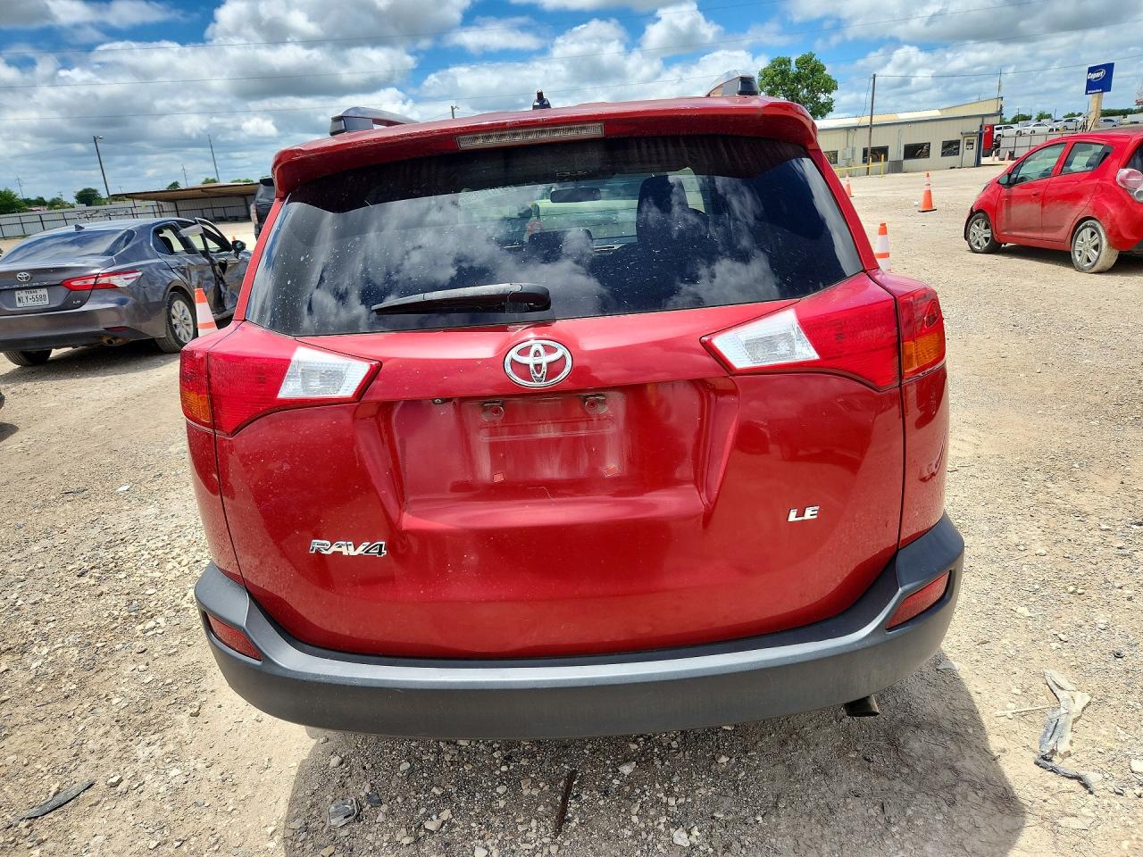 2014 Toyota Rav4 Le Red vin: 2T3ZFREV8EW083033