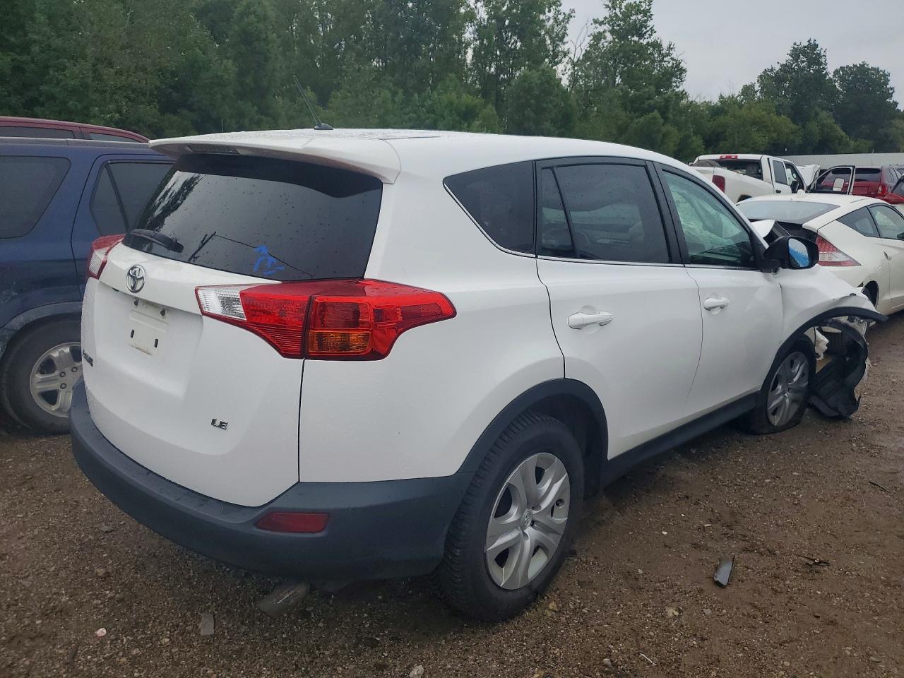 2014 Toyota Rav4 Le White vin: 2T3ZFREV8EW125958