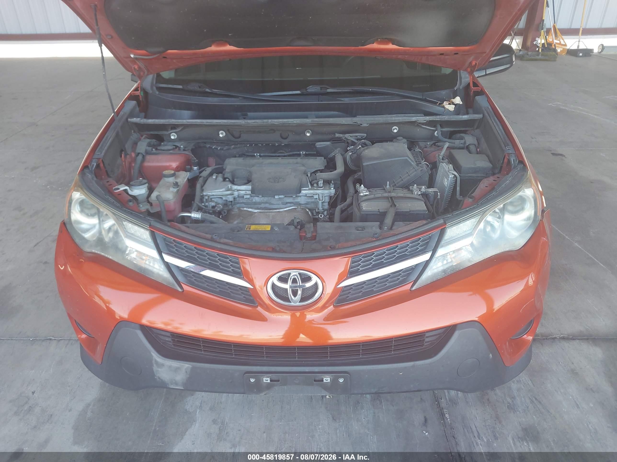 2015 Toyota Rav4 Le Orange vin: 2T3ZFREV8FW141711