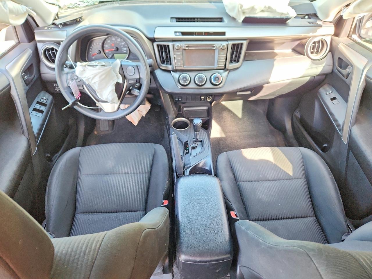 2015 Toyota Rav4 Le Brown vin: 2T3ZFREV8FW148819
