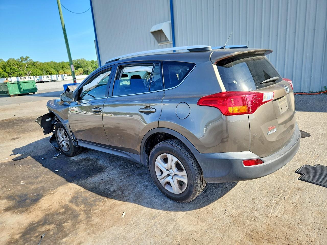 2015 Toyota Rav4 Le Brown vin: 2T3ZFREV8FW148819