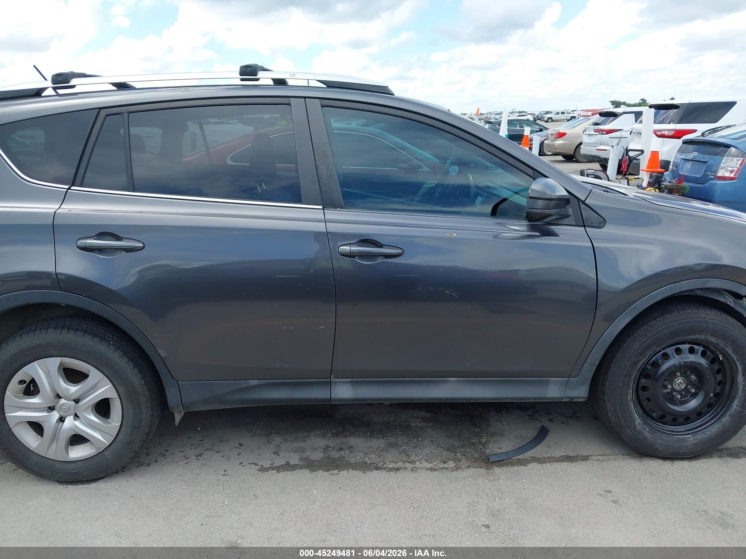 2015 Toyota Rav4 Le Gray vin: 2T3ZFREV8FW151722