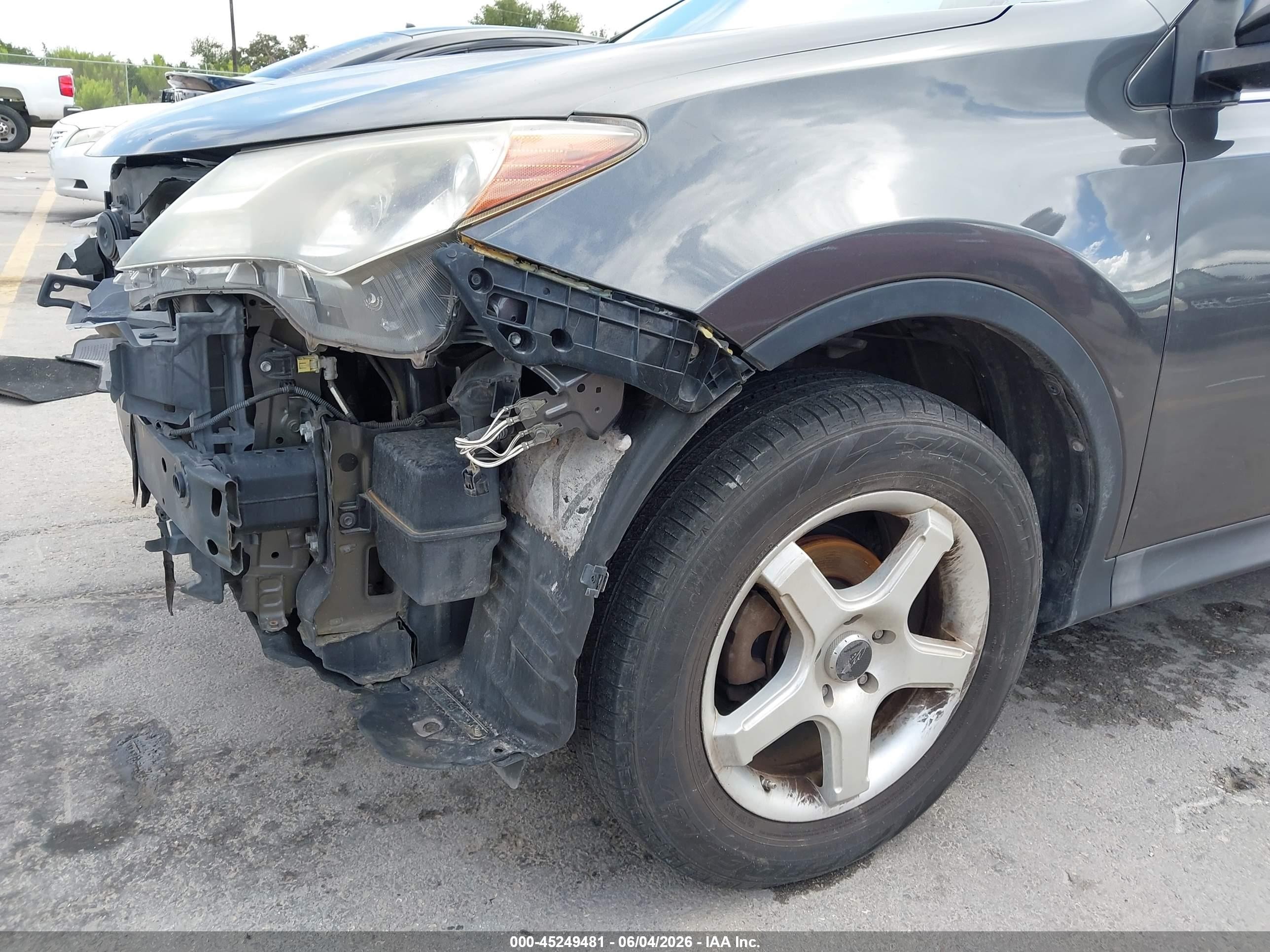 2015 Toyota Rav4 Le Gray vin: 2T3ZFREV8FW151722