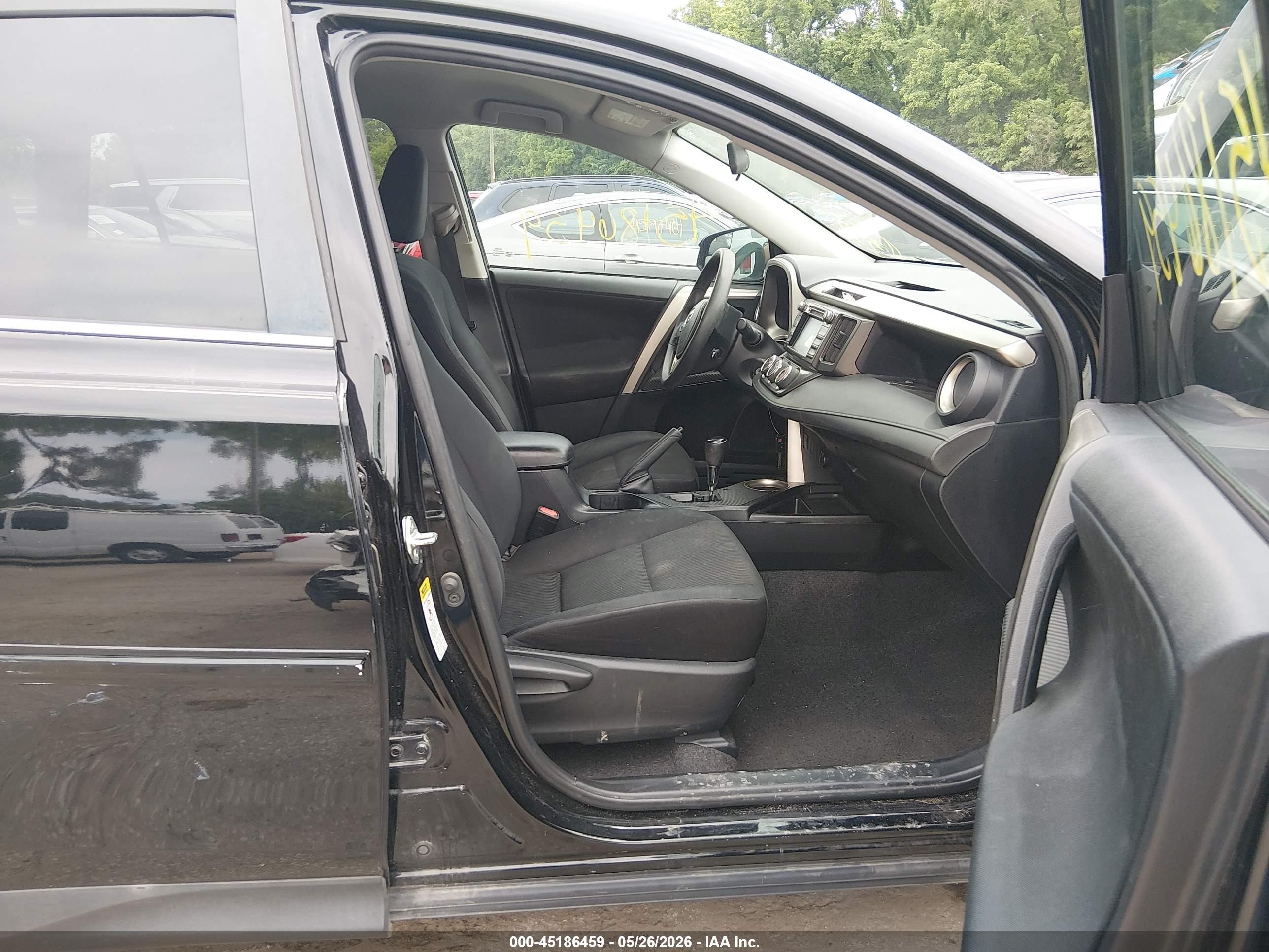 2015 Toyota Rav4 Le Black vin: 2T3ZFREV8FW152644