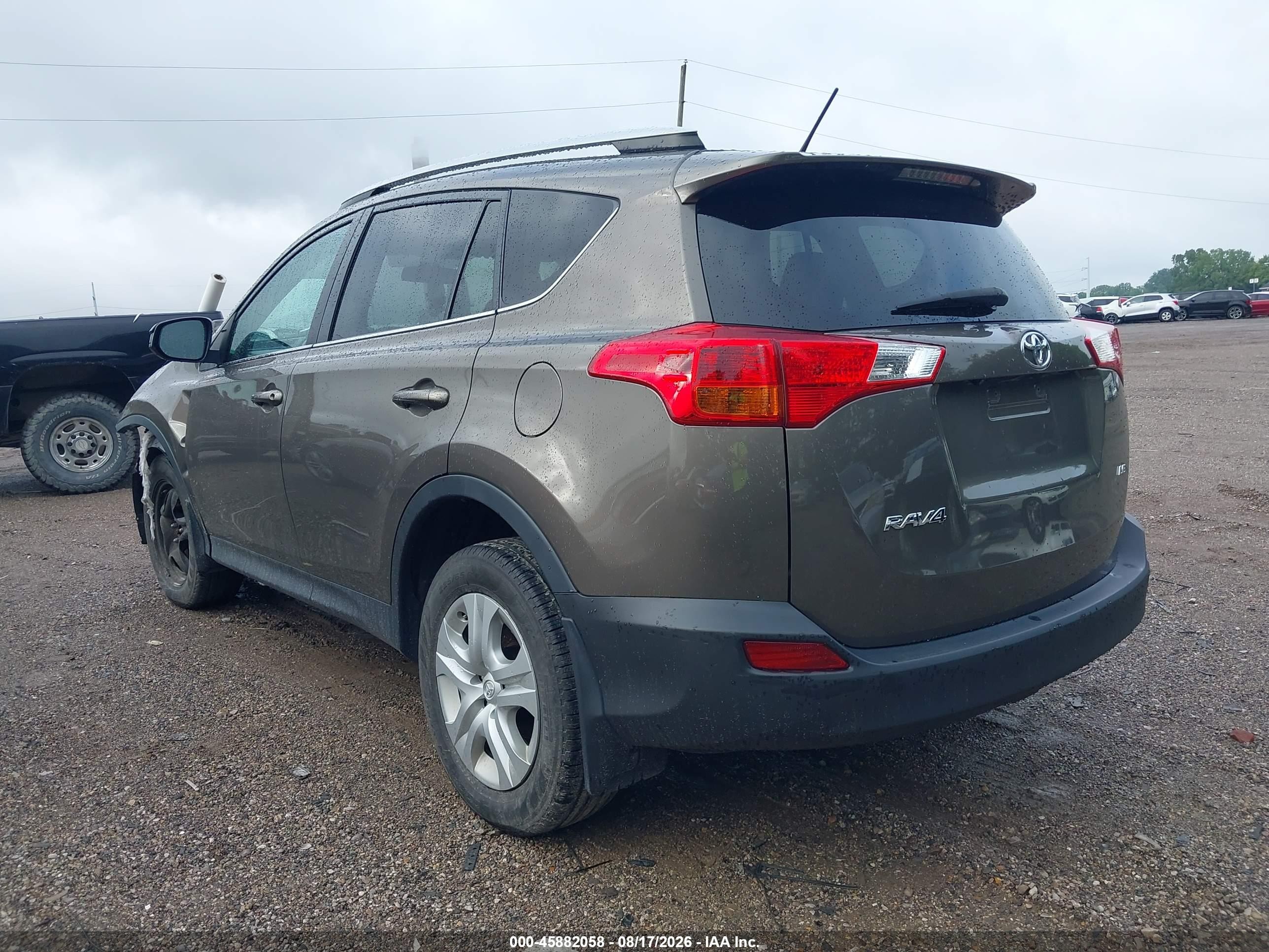 2015 Toyota Rav4 Le Brown vin: 2T3ZFREV8FW200658
