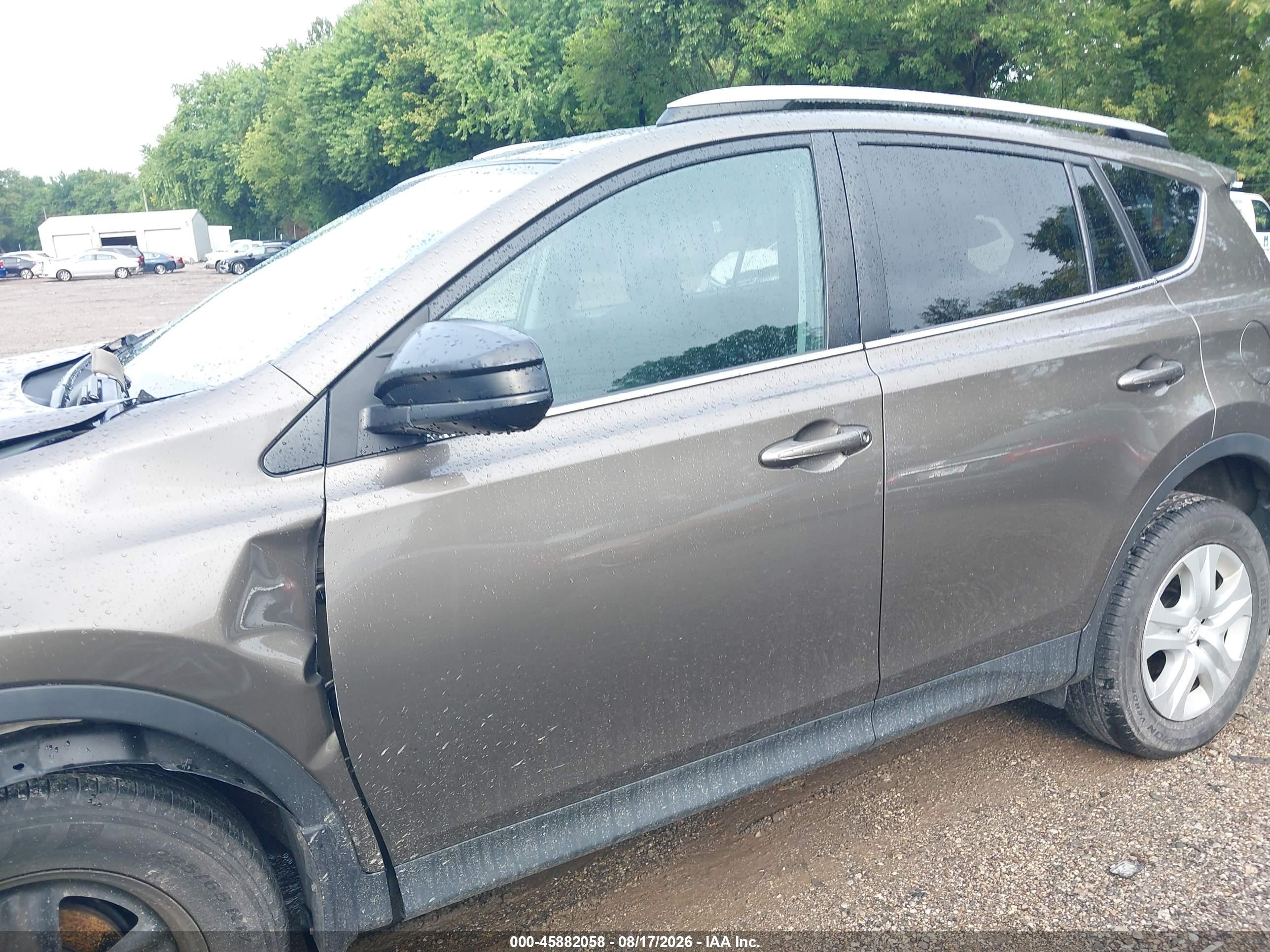 2015 Toyota Rav4 Le Brown vin: 2T3ZFREV8FW200658