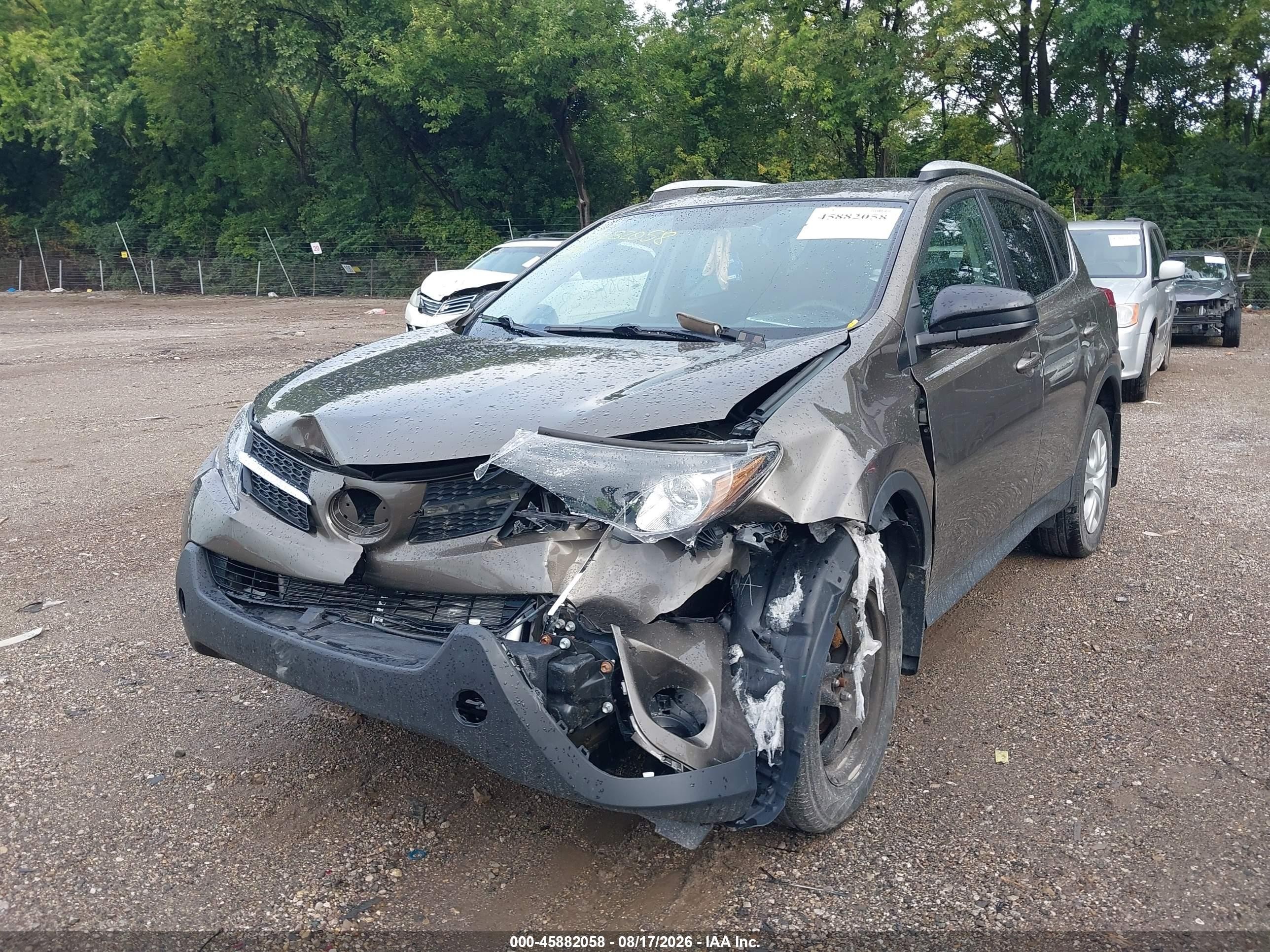 2015 Toyota Rav4 Le Brown vin: 2T3ZFREV8FW200658