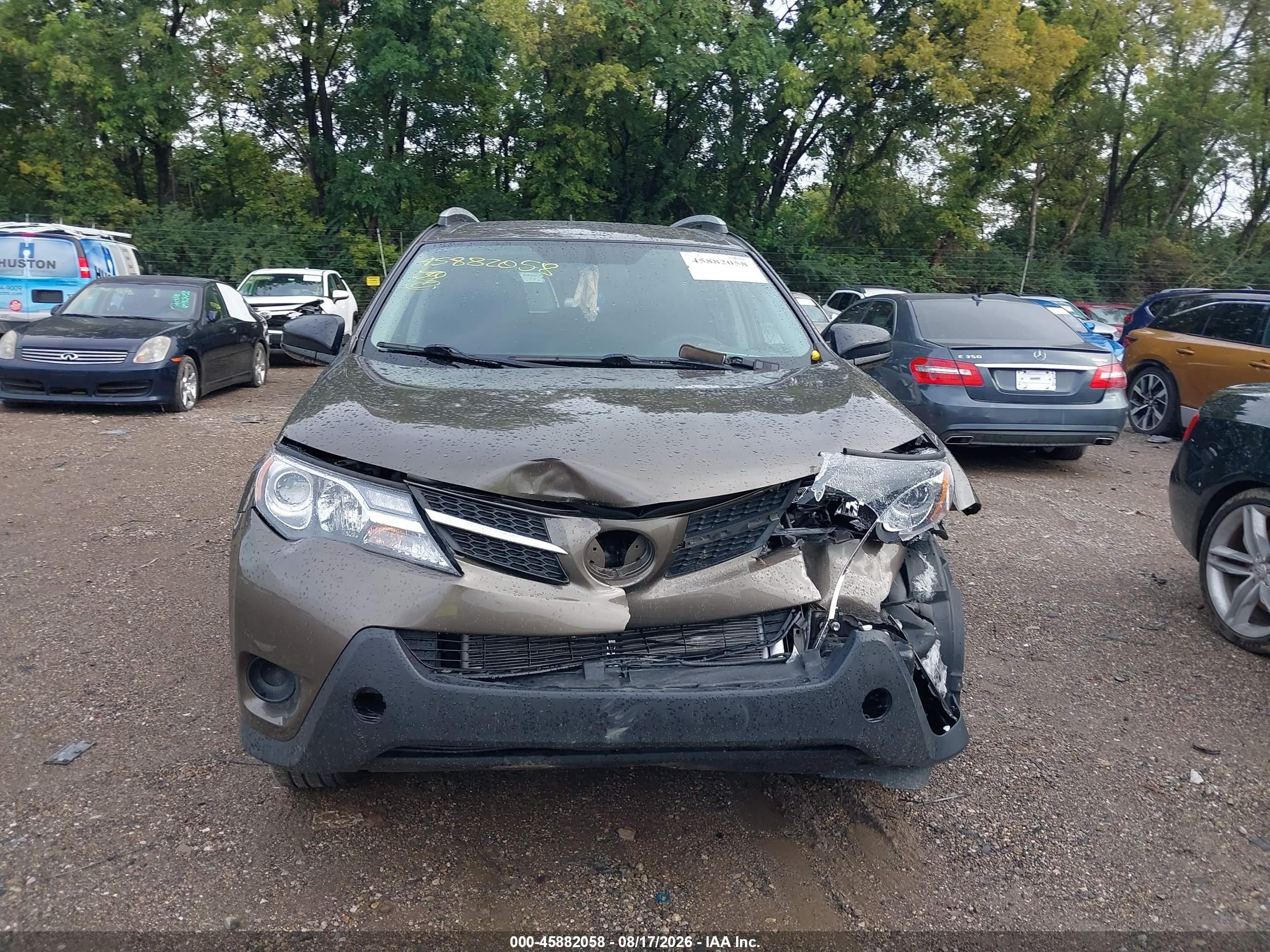2015 Toyota Rav4 Le Brown vin: 2T3ZFREV8FW200658