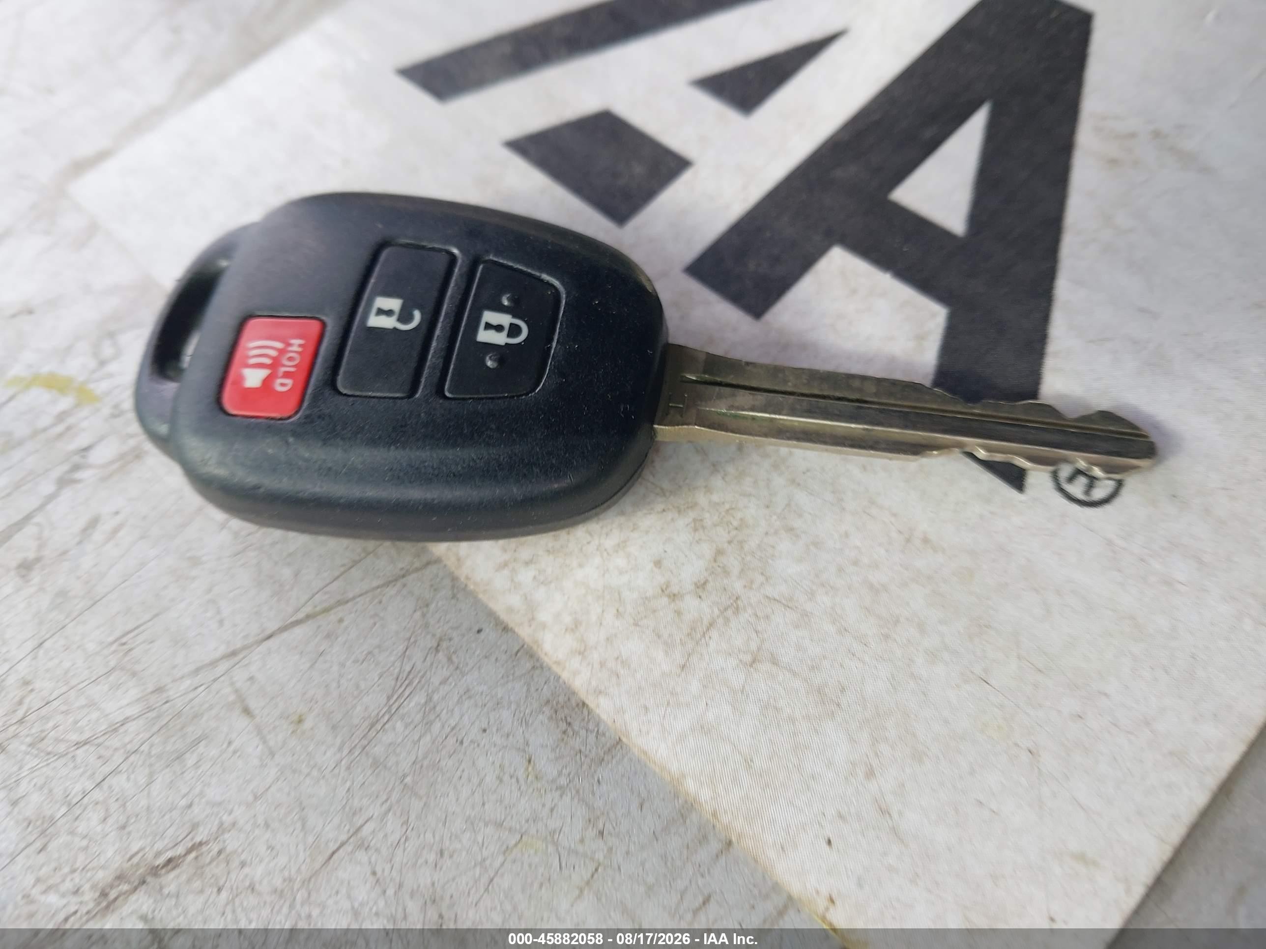 2015 Toyota Rav4 Le Brown vin: 2T3ZFREV8FW200658