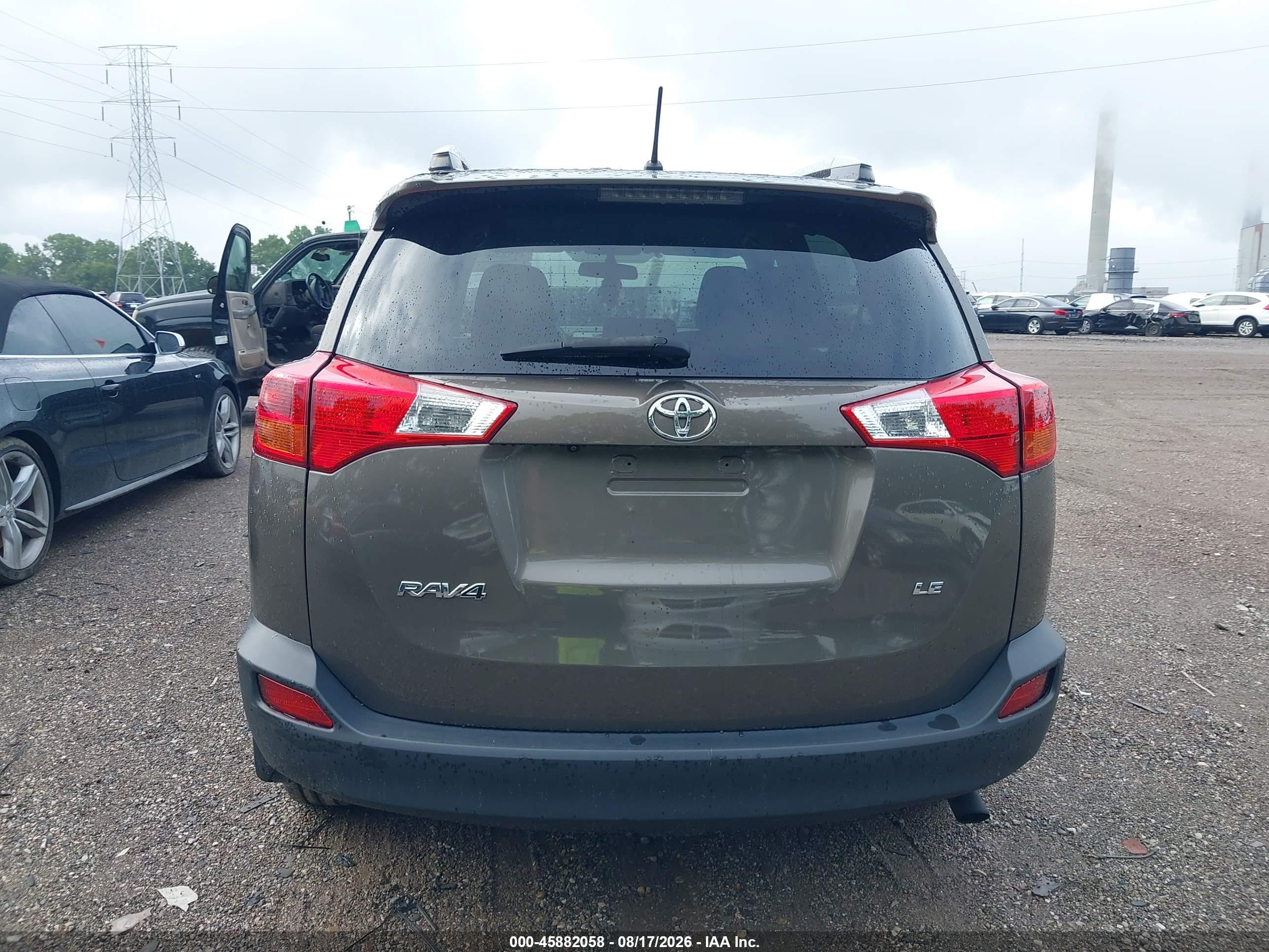 2015 Toyota Rav4 Le Brown vin: 2T3ZFREV8FW200658