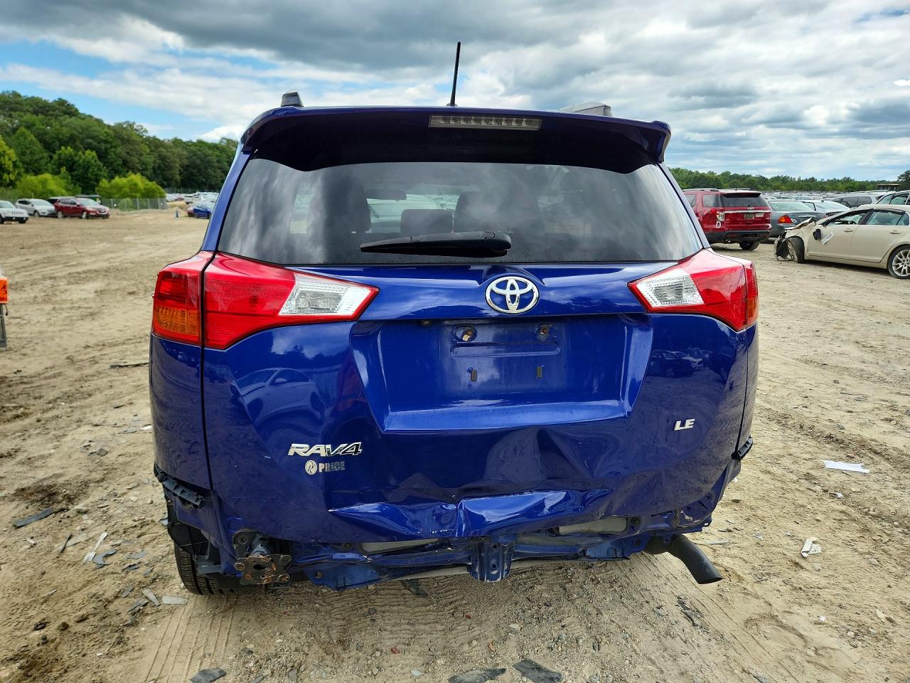 2015 Toyota Rav4 Le Blue vin: 2T3ZFREV8FW220926