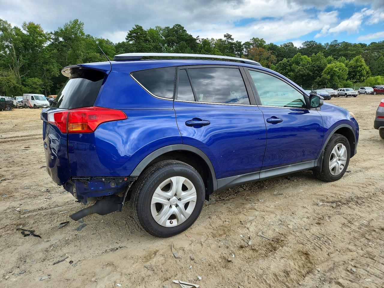 2015 Toyota Rav4 Le Blue vin: 2T3ZFREV8FW220926