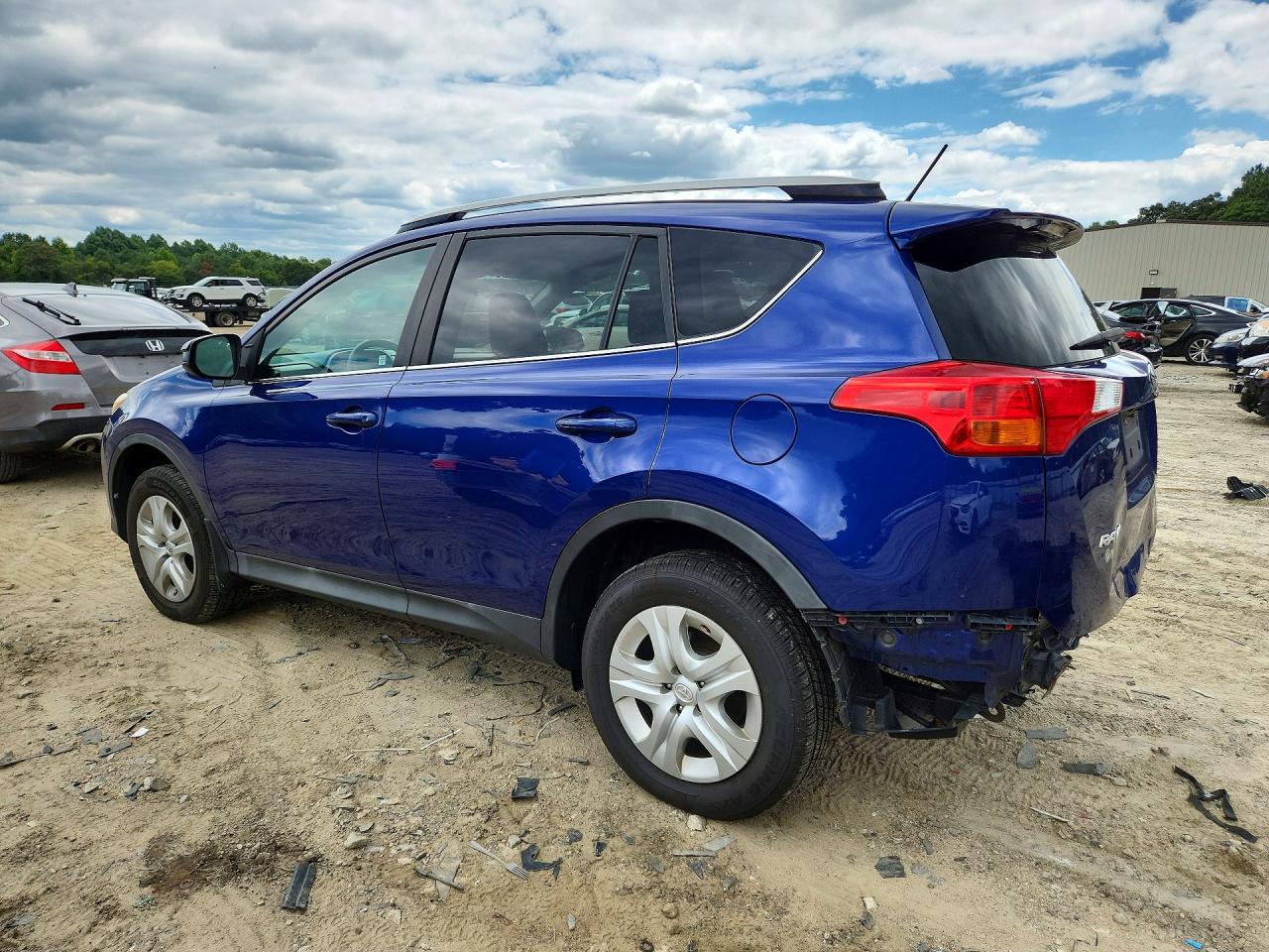 2015 Toyota Rav4 Le Blue vin: 2T3ZFREV8FW220926