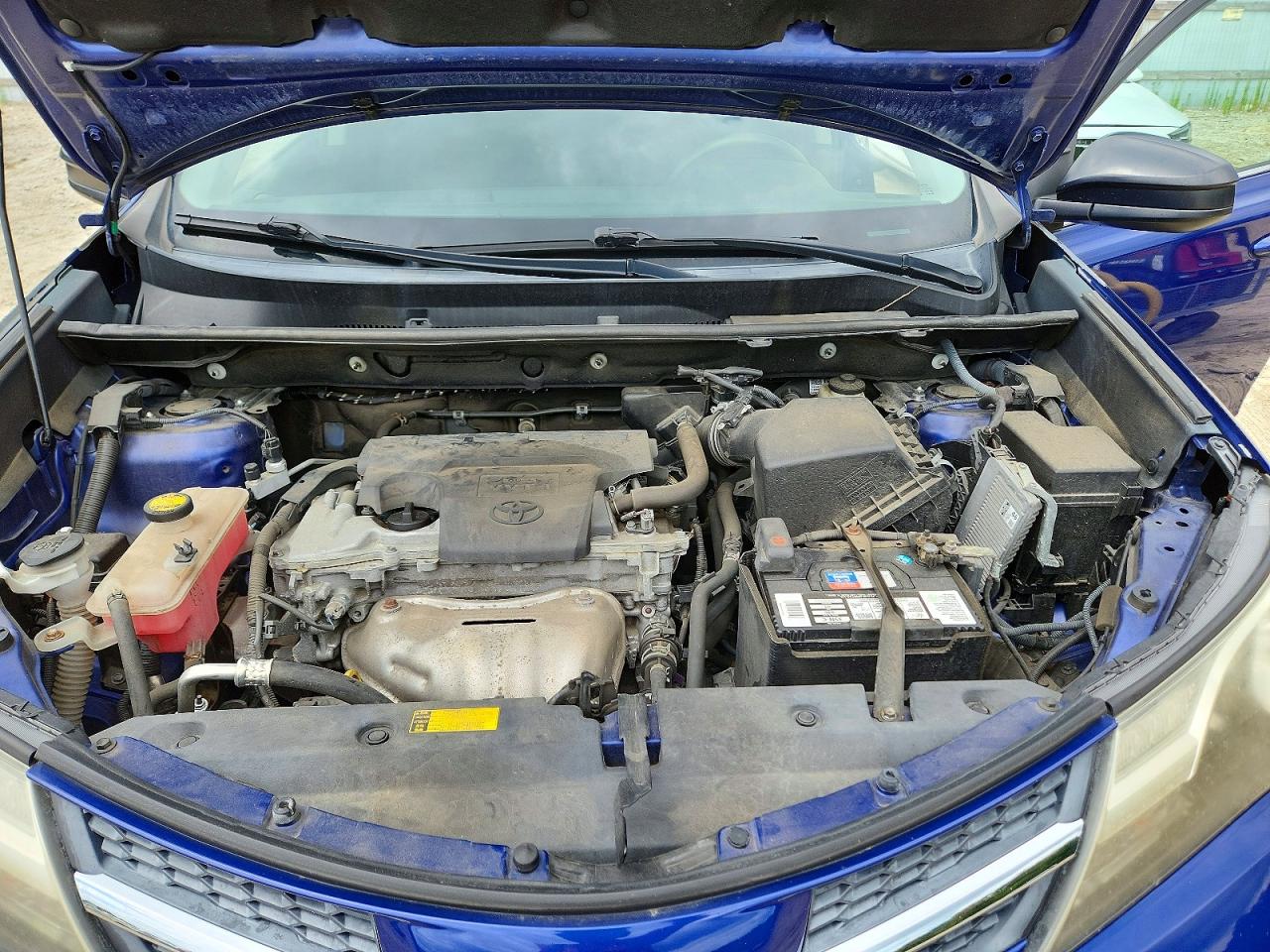 2015 Toyota Rav4 Le Blue vin: 2T3ZFREV8FW220926