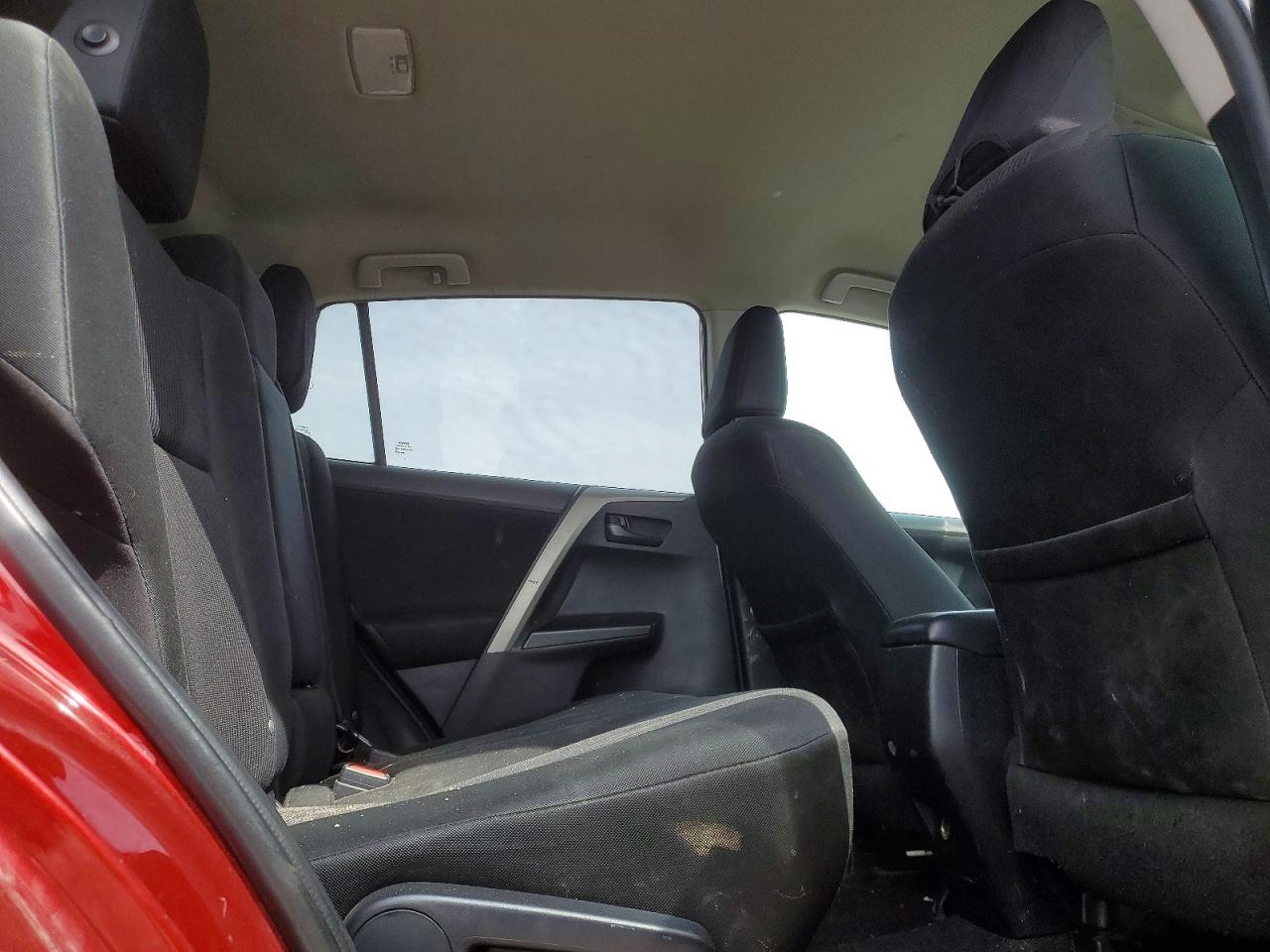 2016 Toyota Rav4 Le Красный vin: 2T3ZFREV8GW254530