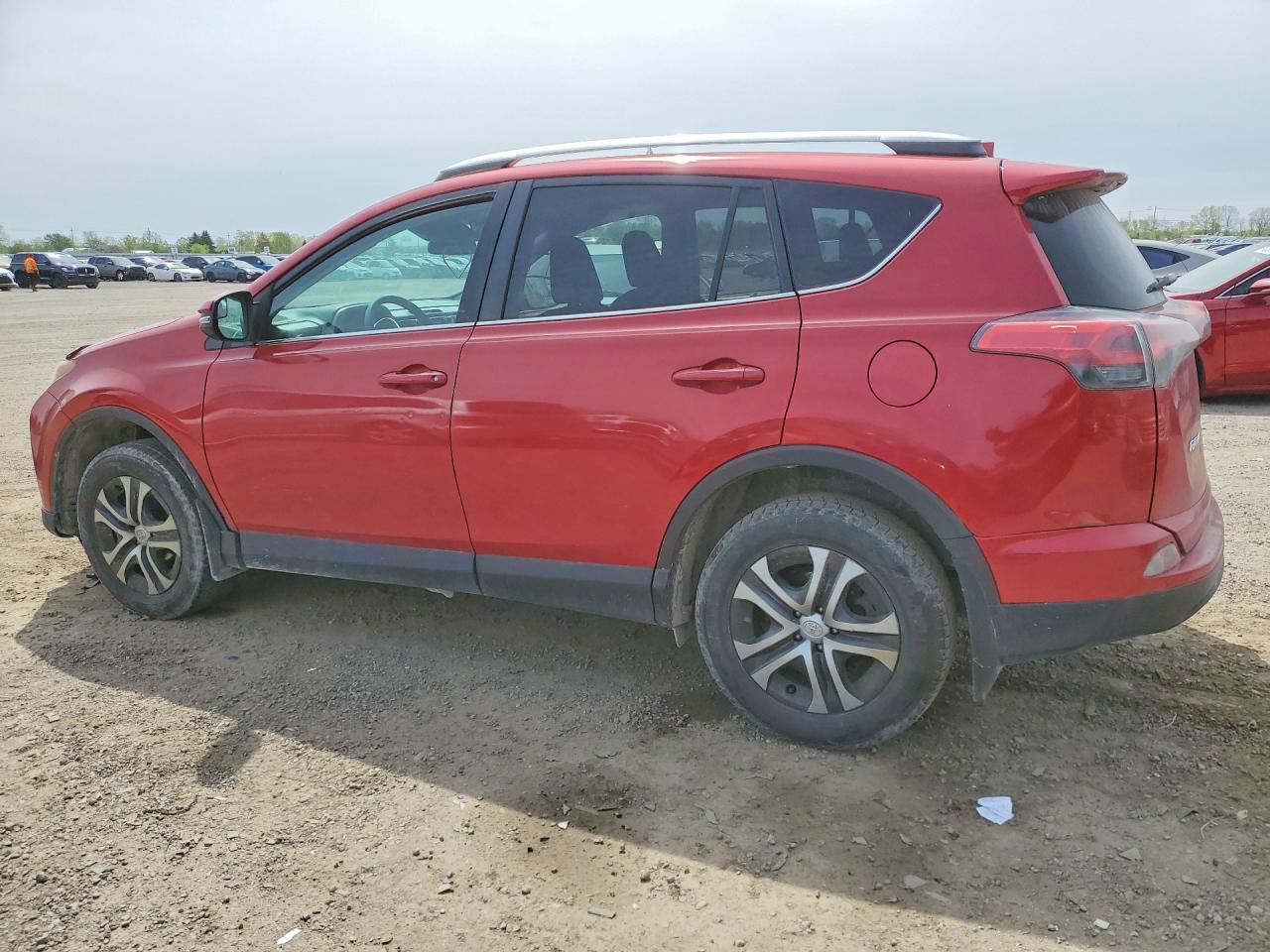 2016 Toyota Rav4 Le Красный vin: 2T3ZFREV8GW254530