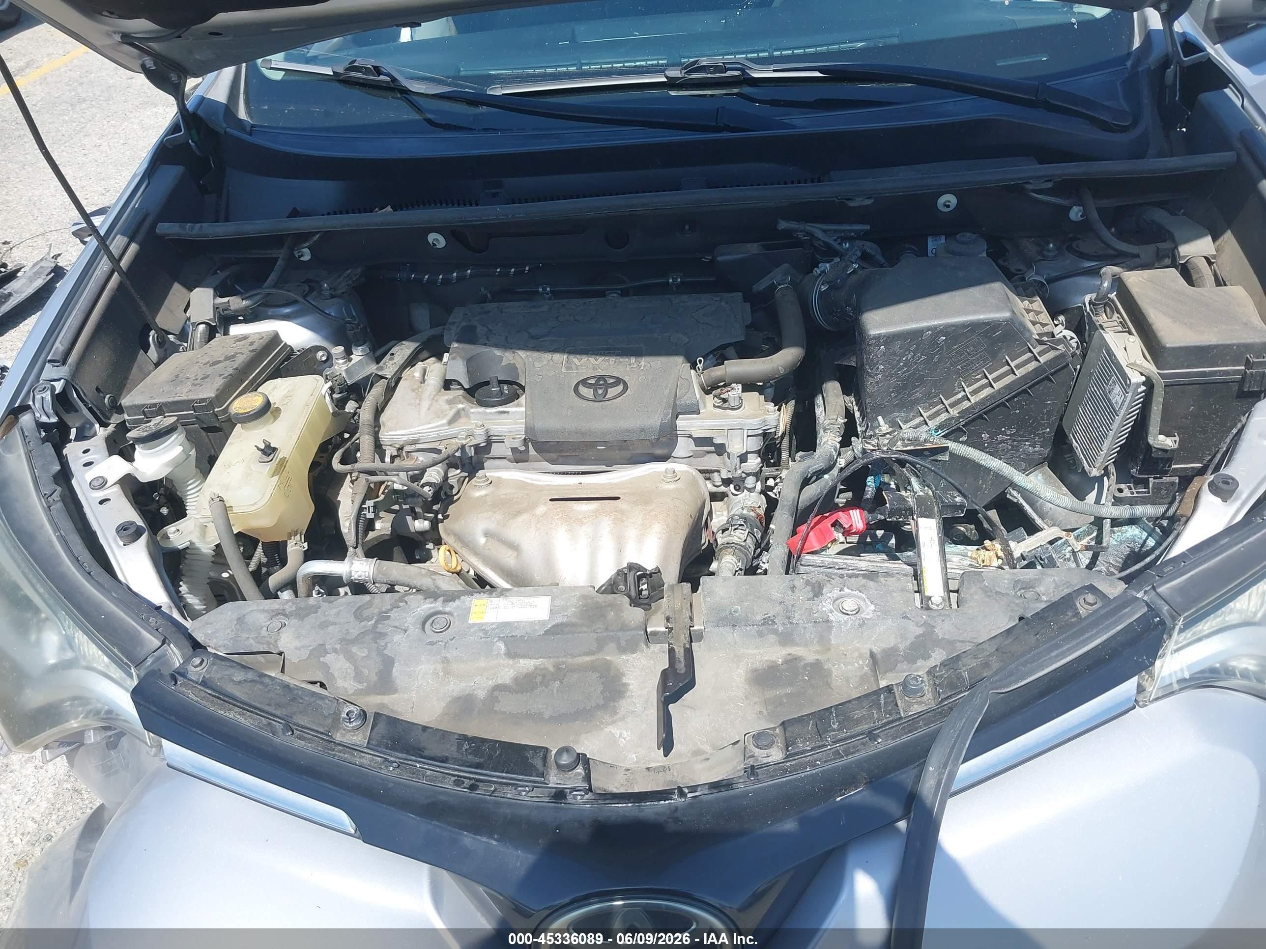 2017 Toyota Rav4 Le Silver vin: 2T3ZFREV8HW365354