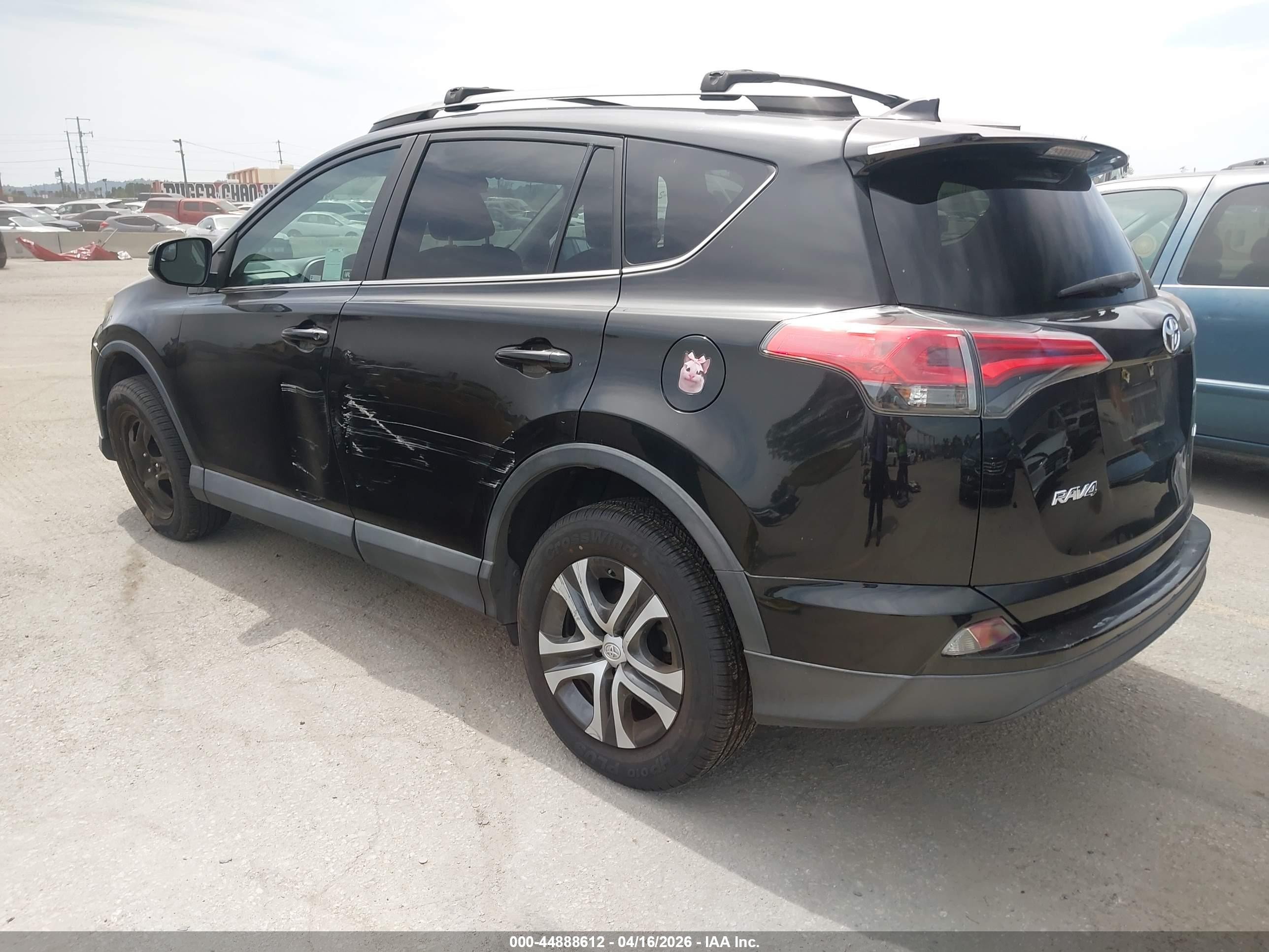 2018 Toyota Rav4 Le Black vin: 2T3ZFREV8JW432587