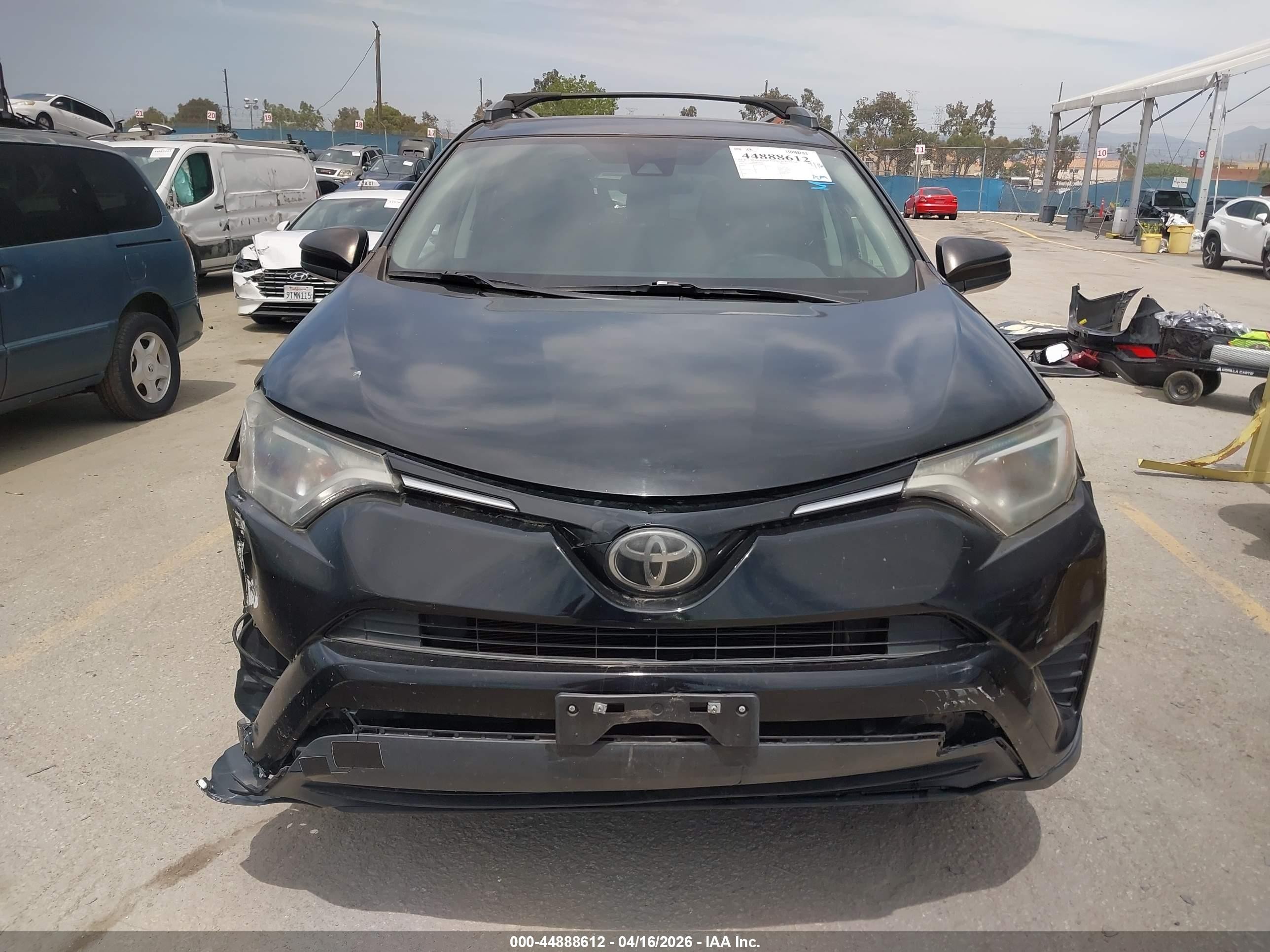 2018 Toyota Rav4 Le Black vin: 2T3ZFREV8JW432587