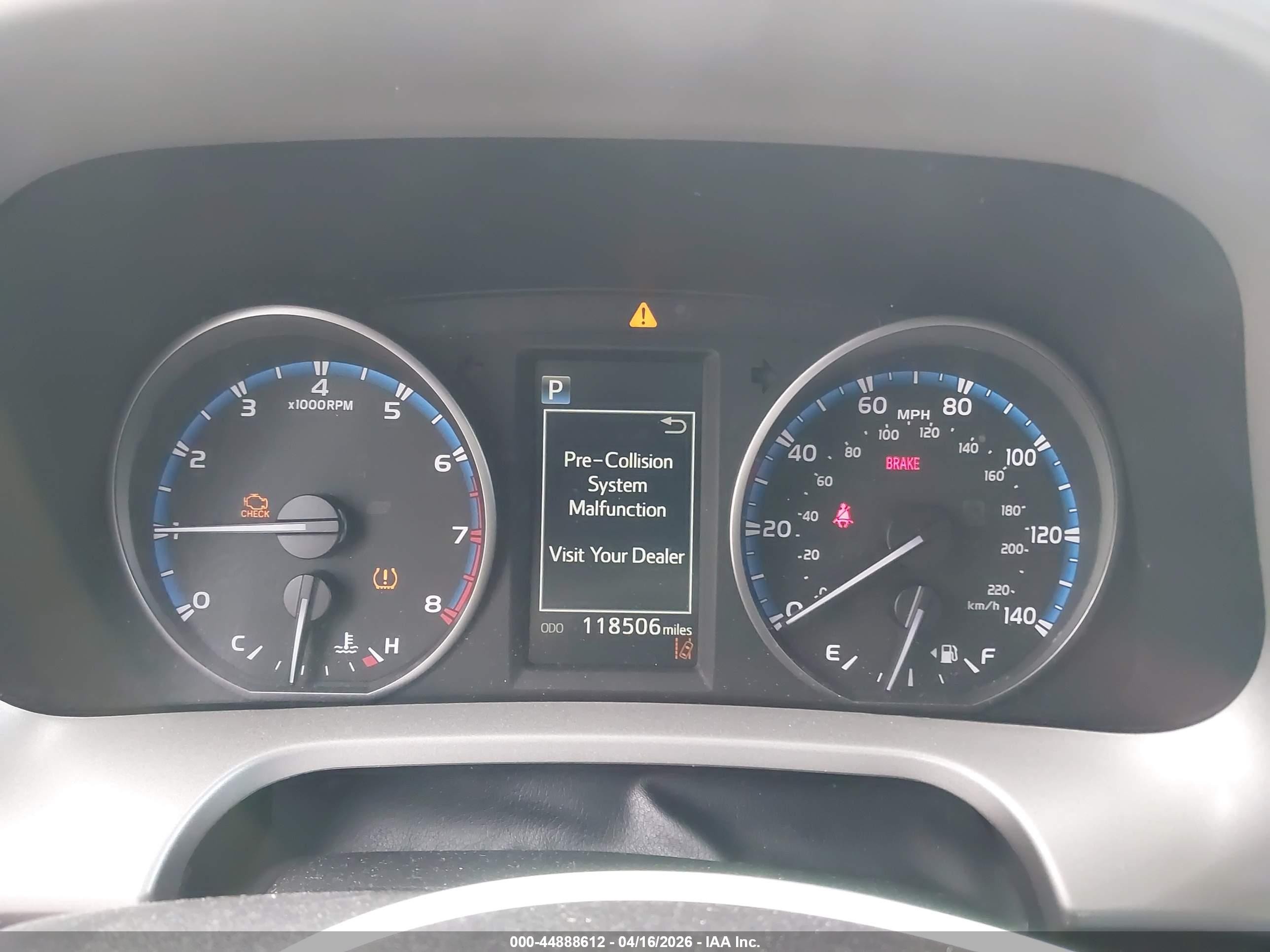 2018 Toyota Rav4 Le Black vin: 2T3ZFREV8JW432587