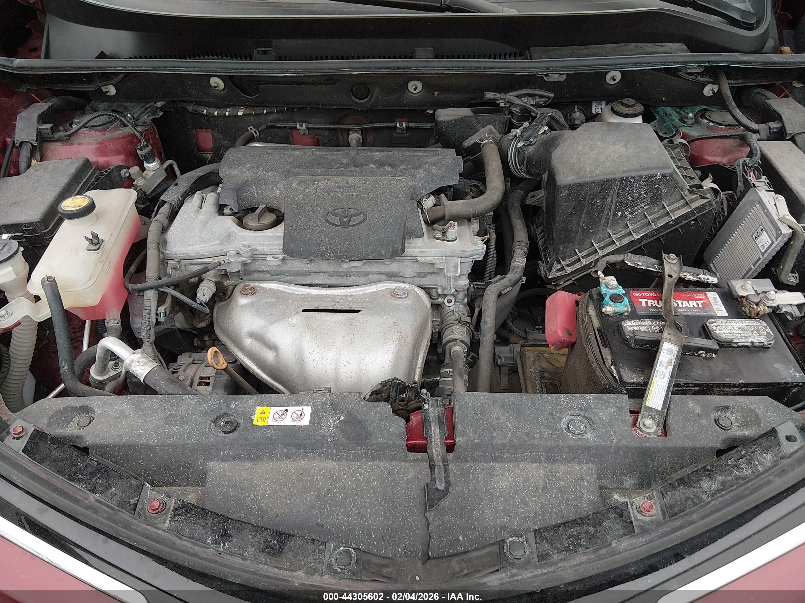 2018 Toyota Rav4 Le Red vin: 2T3ZFREV8JW521124