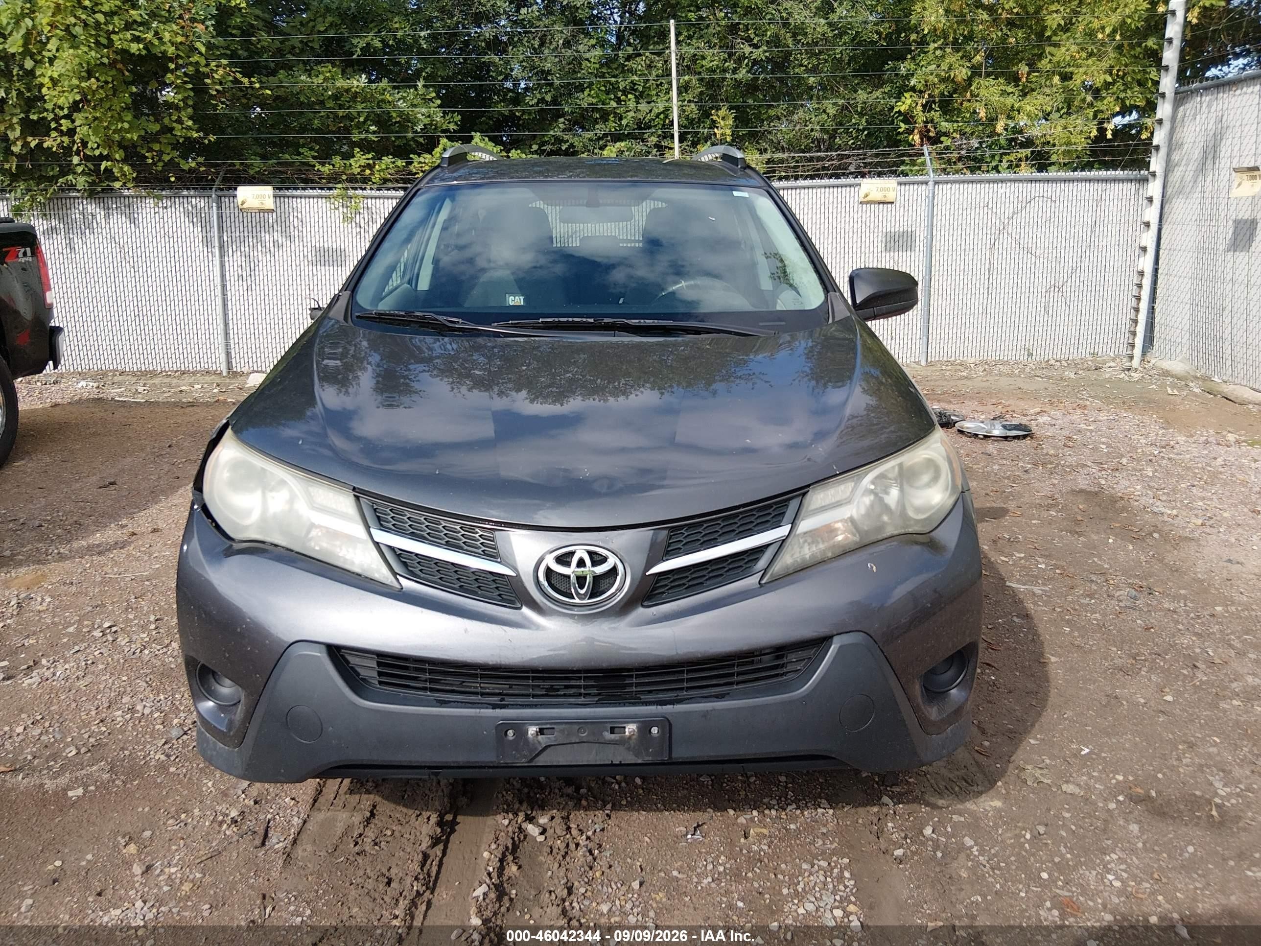 2013 Toyota Rav4 Le Gray vin: 2T3ZFREV9DW041520