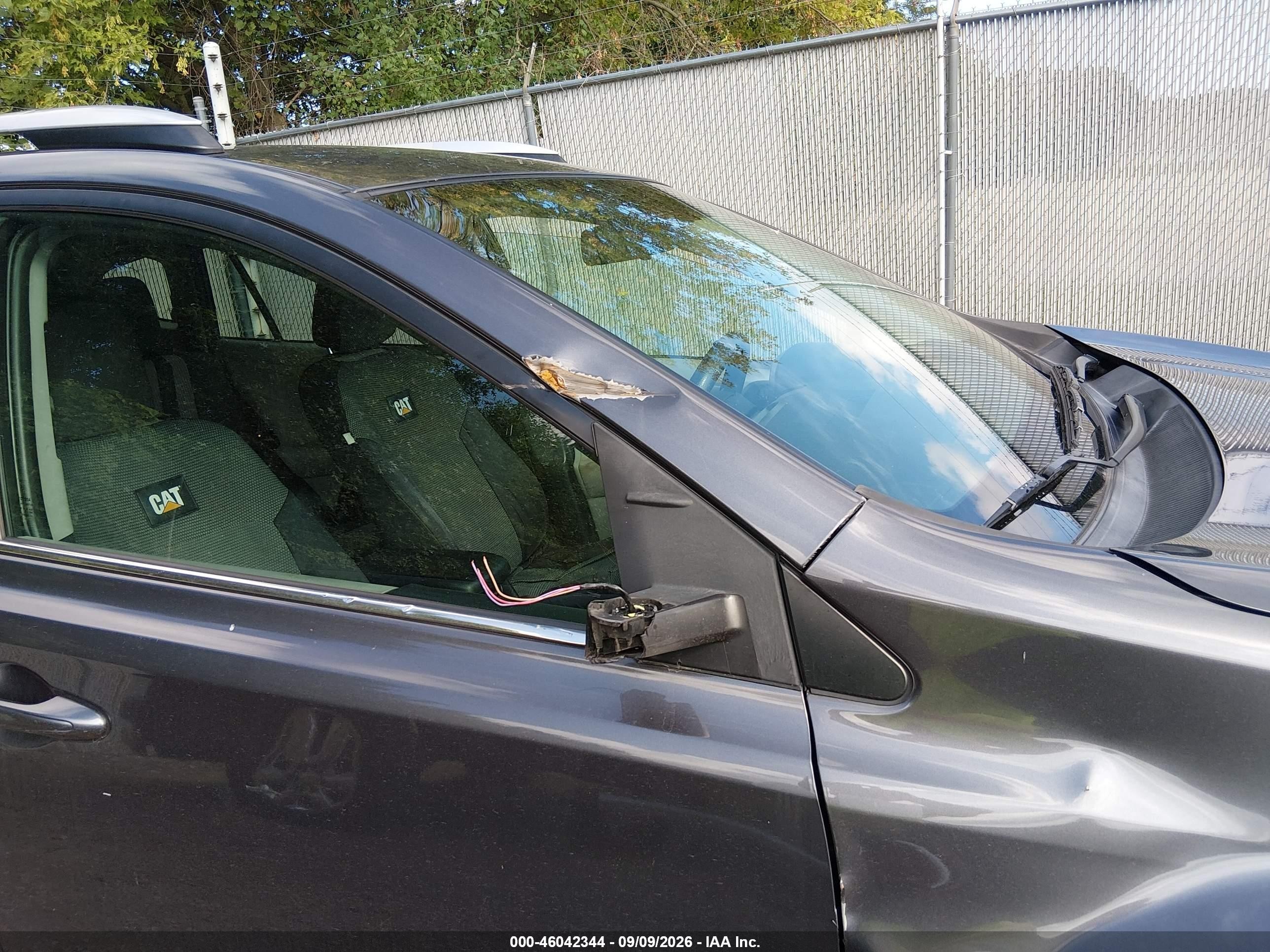 2013 Toyota Rav4 Le Gray vin: 2T3ZFREV9DW041520