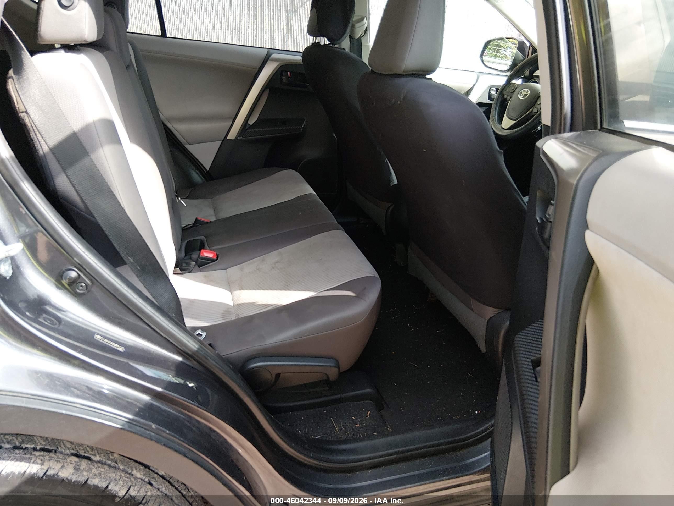 2013 Toyota Rav4 Le Gray vin: 2T3ZFREV9DW041520