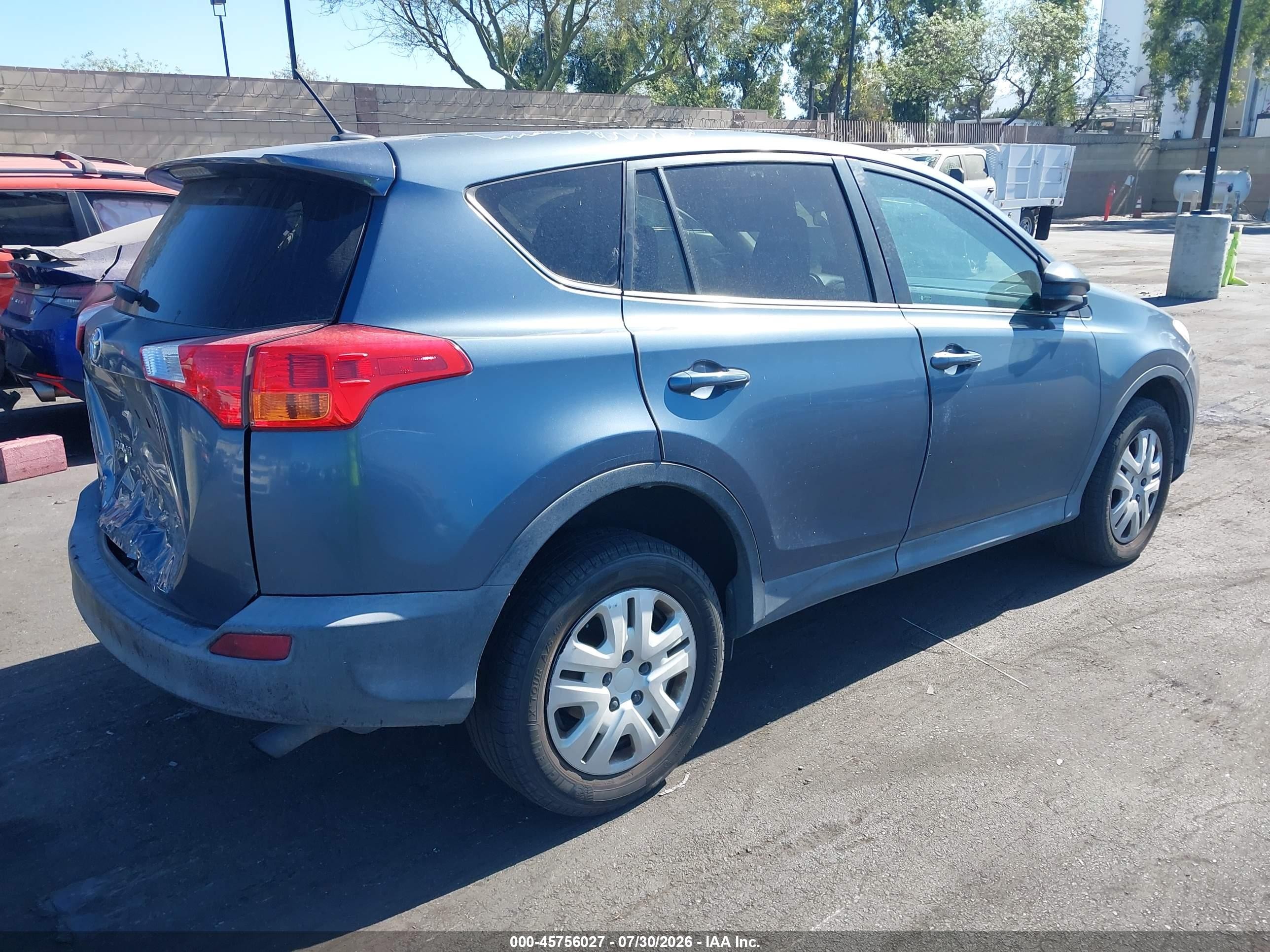 2014 Toyota Rav4 Le Blue vin: 2T3ZFREV9EW087088