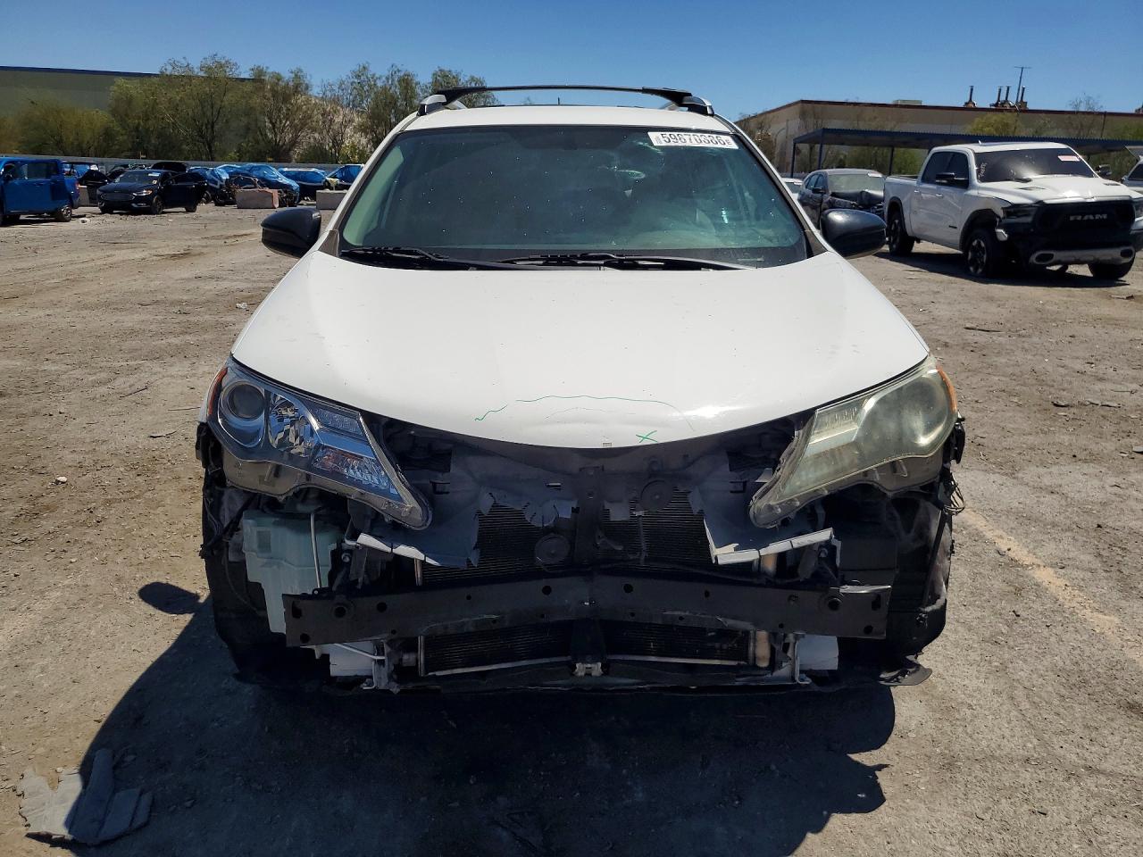 2014 Toyota Rav4 Le White vin: 2T3ZFREV9EW100728