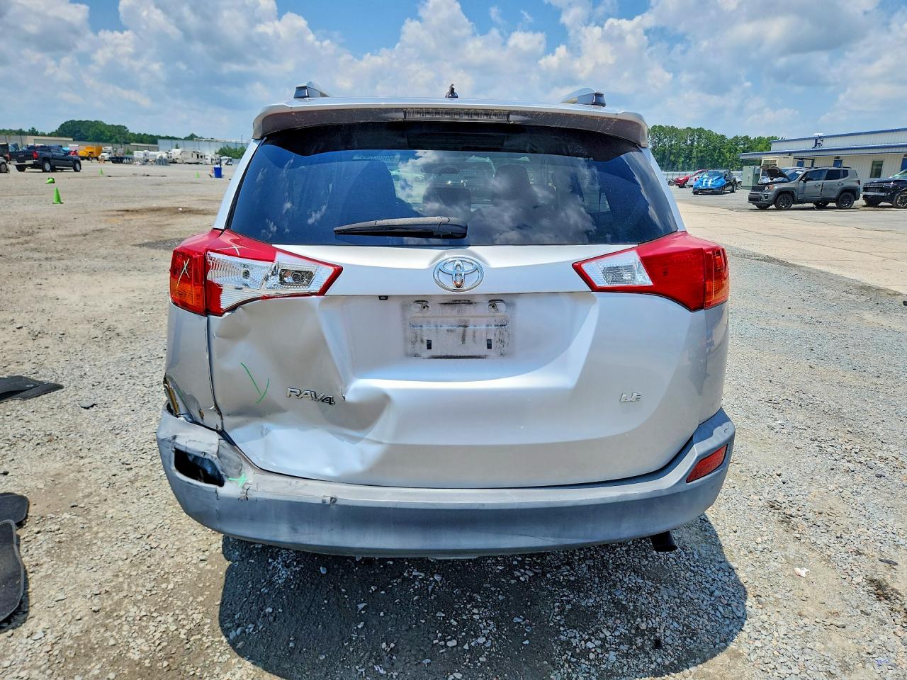2014 Toyota Rav4 Le Silver vin: 2T3ZFREV9EW102608