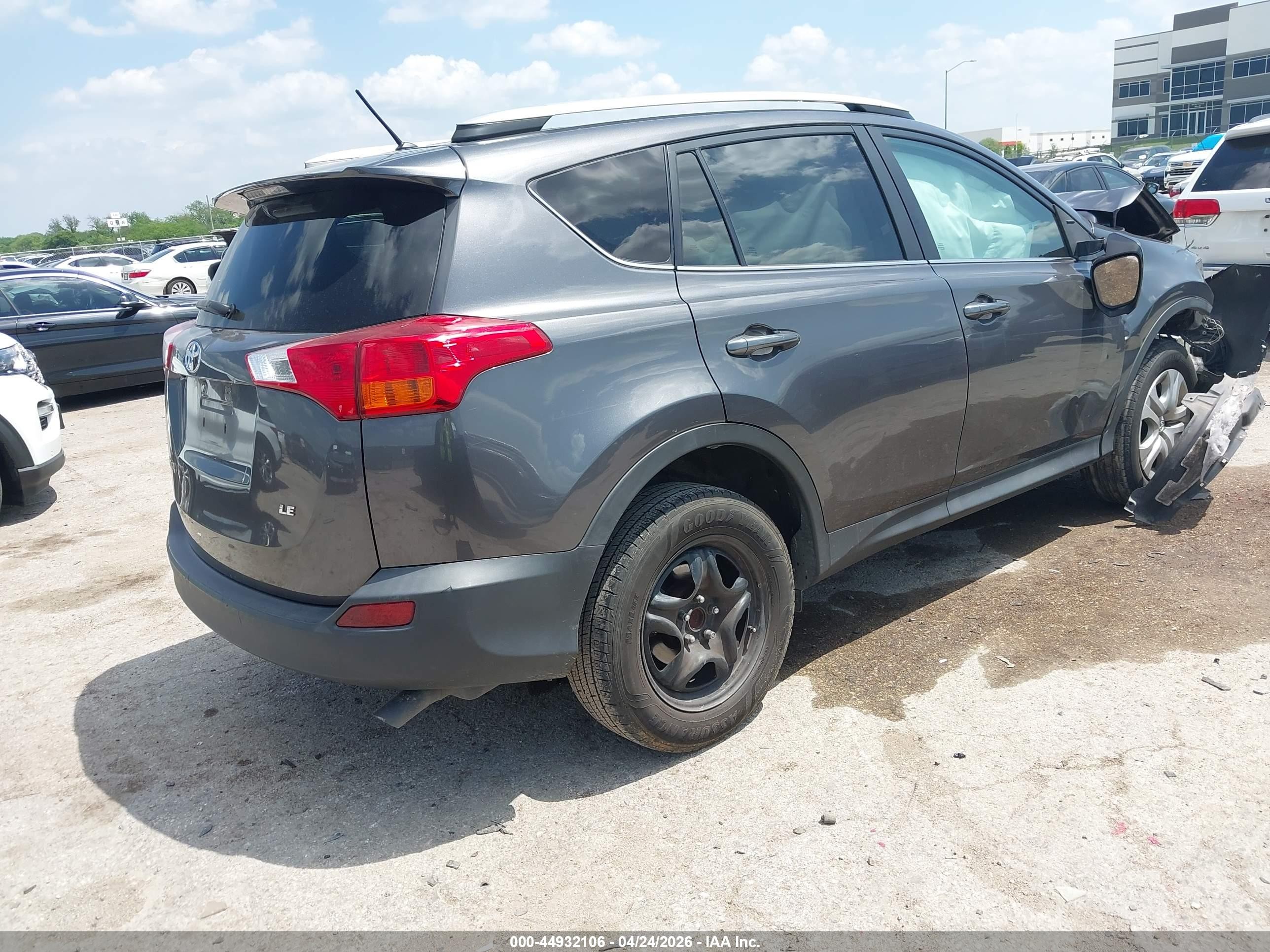 2015 Toyota Rav4 Le Gray vin: 2T3ZFREV9FW136386