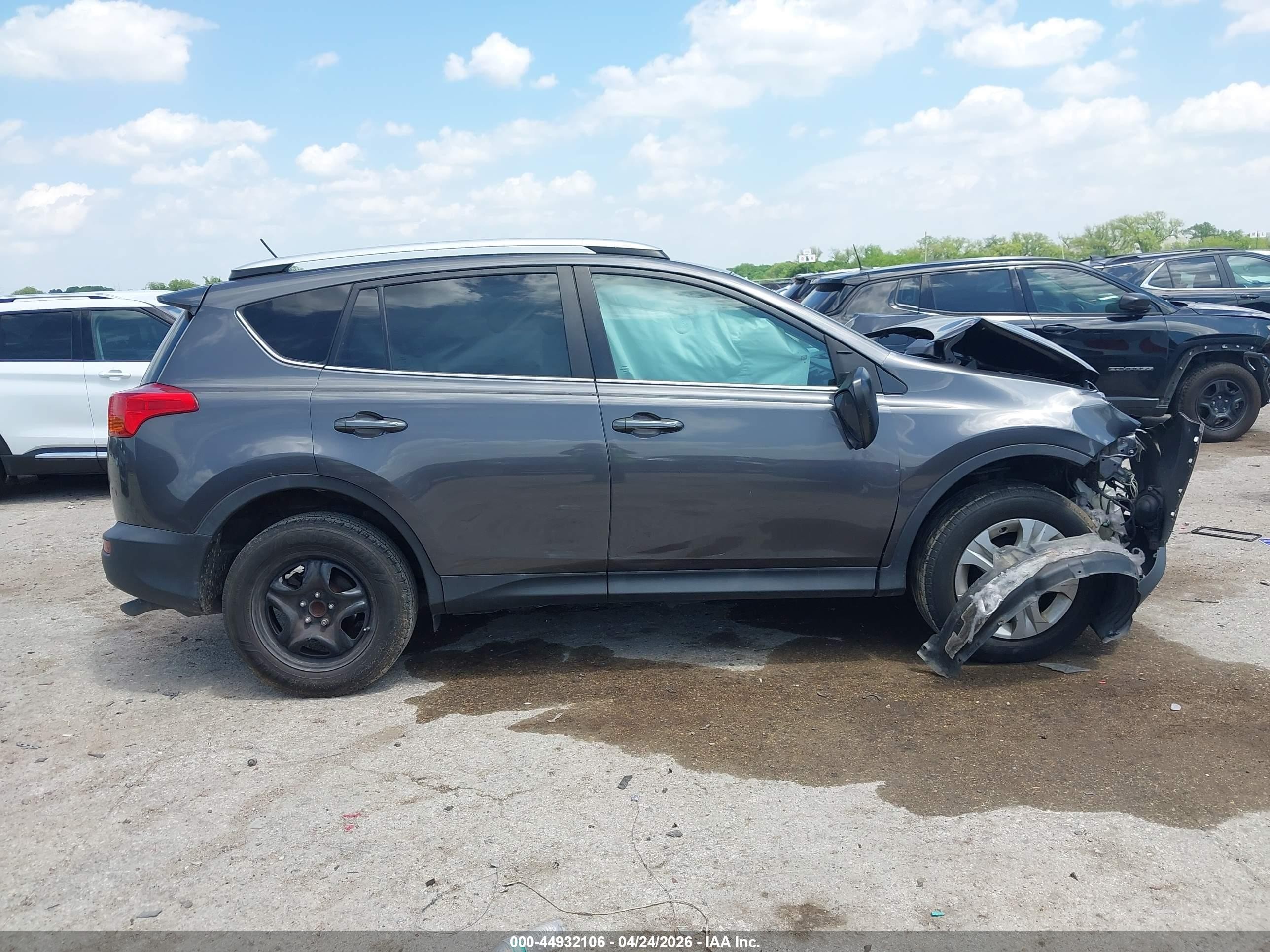 2015 Toyota Rav4 Le Gray vin: 2T3ZFREV9FW136386