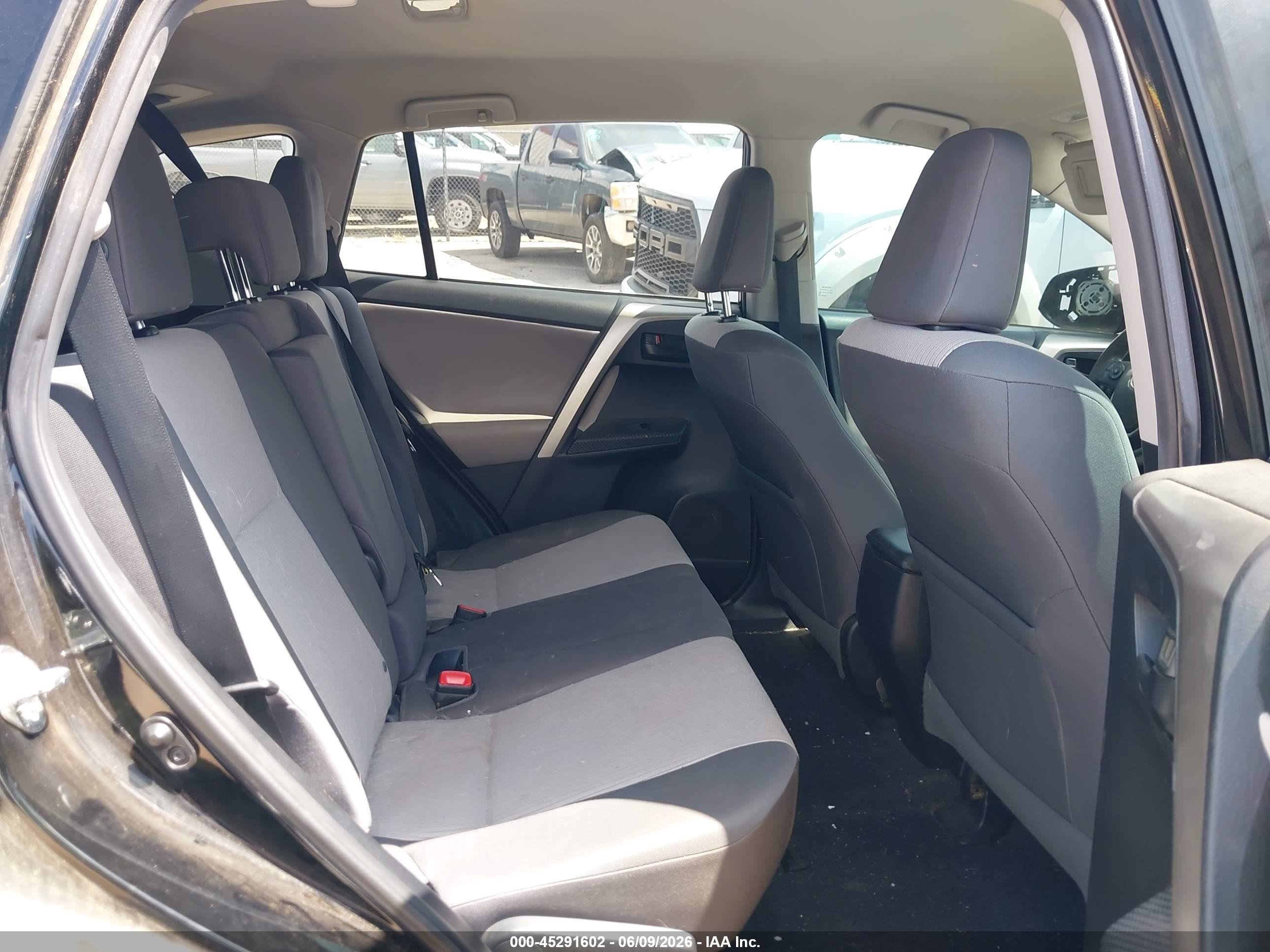 2015 Toyota Rav4 Le Black vin: 2T3ZFREV9FW172188