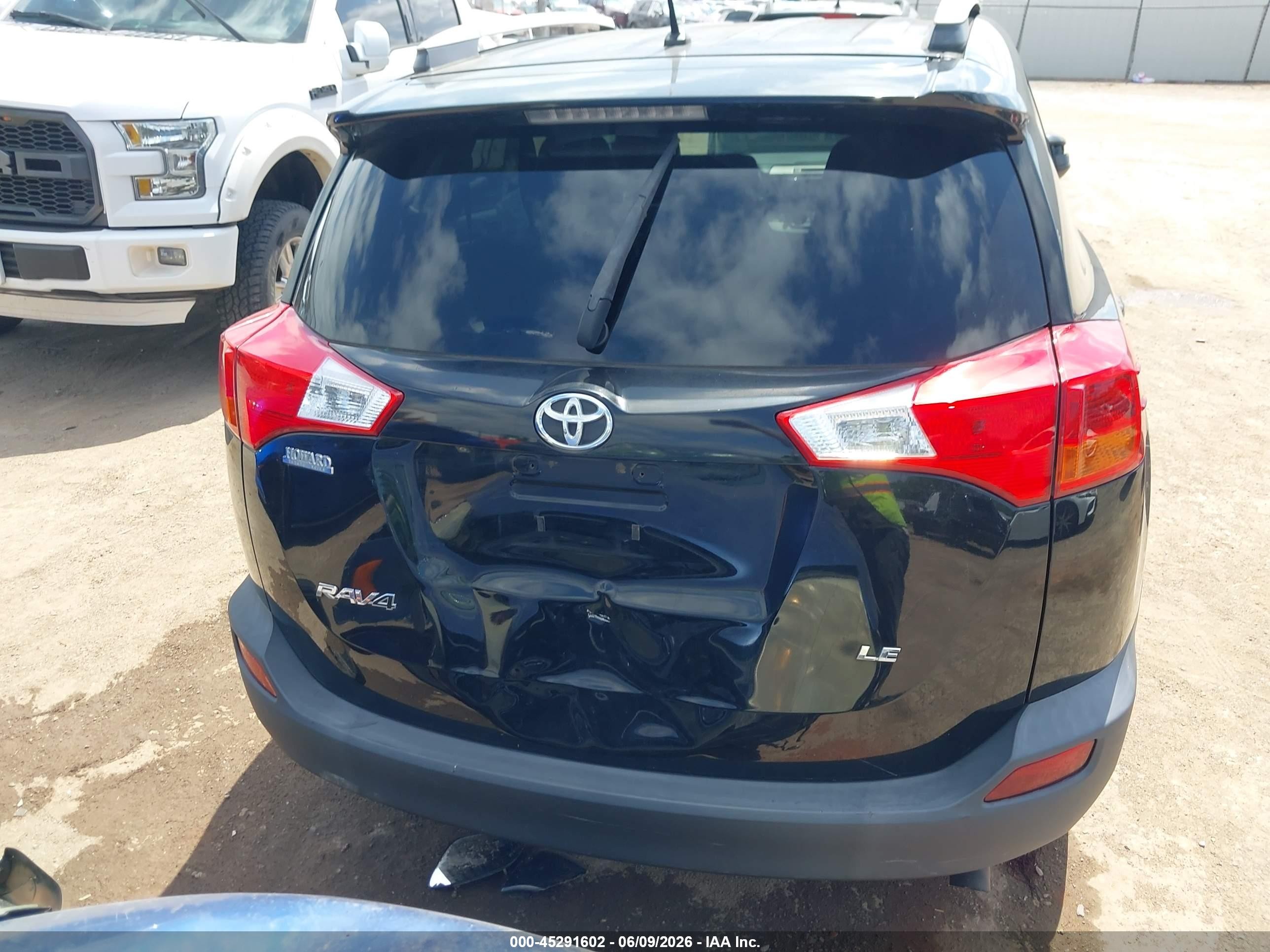2015 Toyota Rav4 Le Black vin: 2T3ZFREV9FW172188