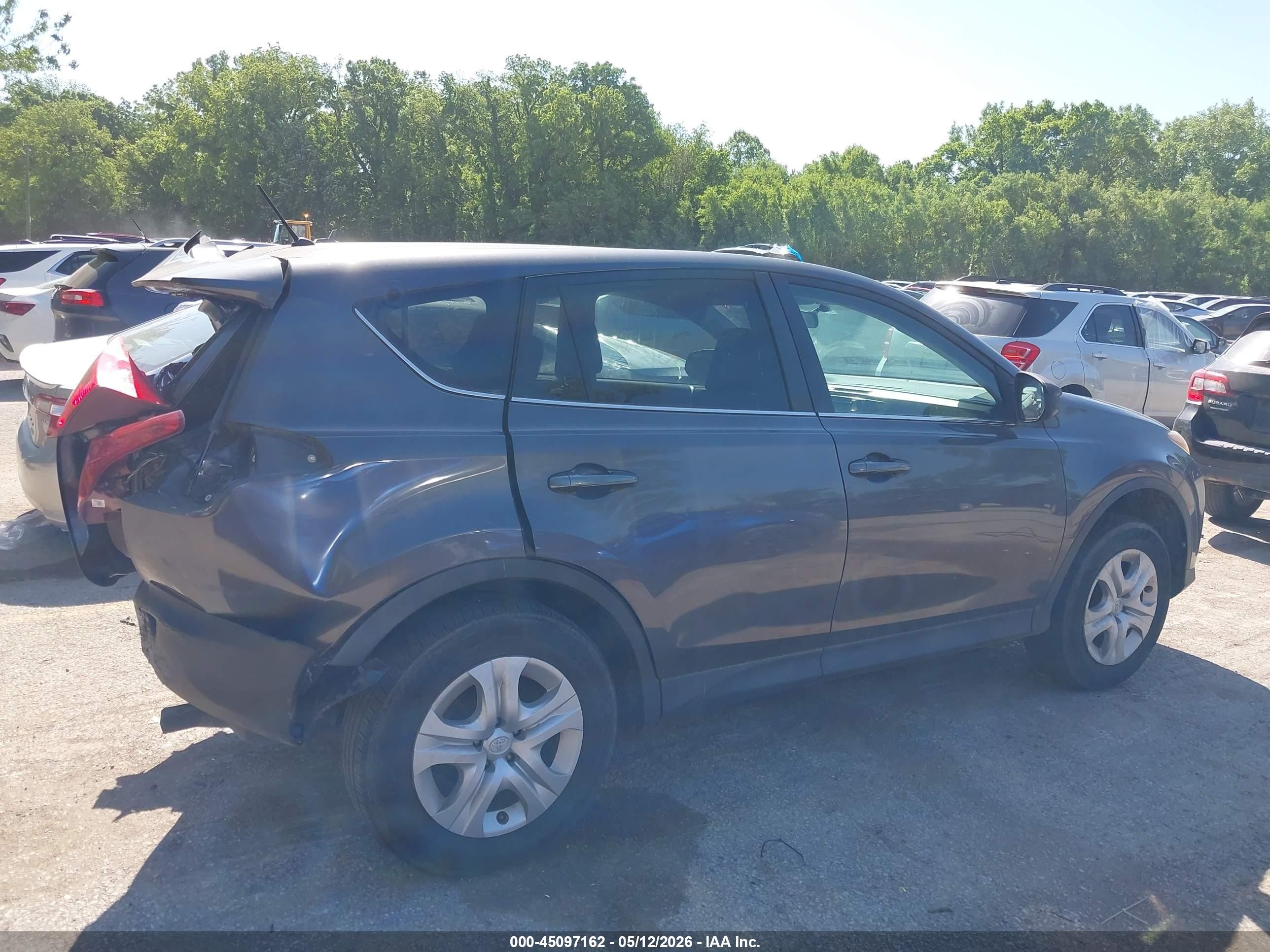 2015 Toyota Rav4 Le Gray vin: 2T3ZFREV9FW192487
