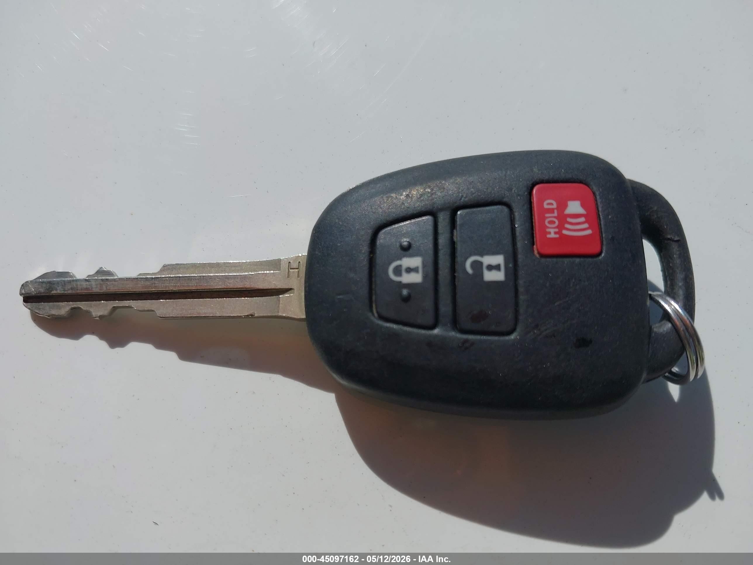 2015 Toyota Rav4 Le Gray vin: 2T3ZFREV9FW192487