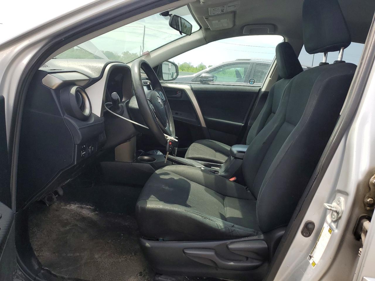 2015 Toyota Rav4 Le Silver vin: 2T3ZFREV9FW208235