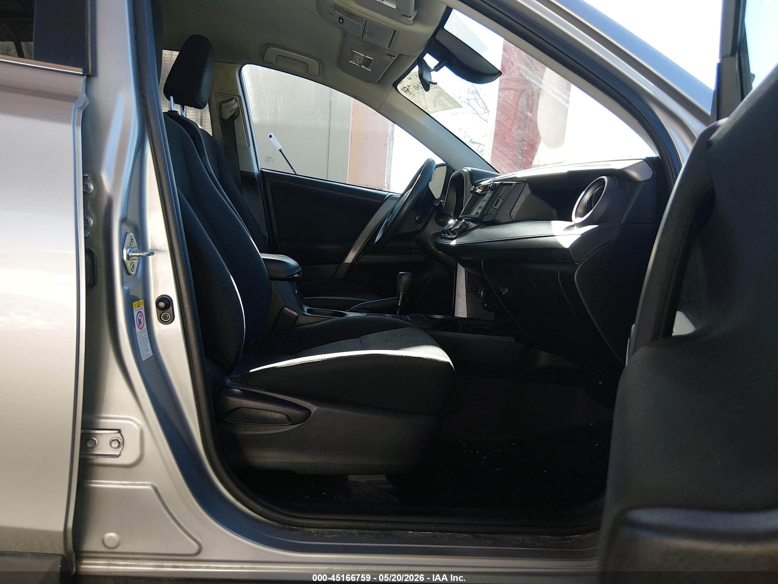 2017 Toyota Rav4 Le Gray vin: 2T3ZFREV9HW383541