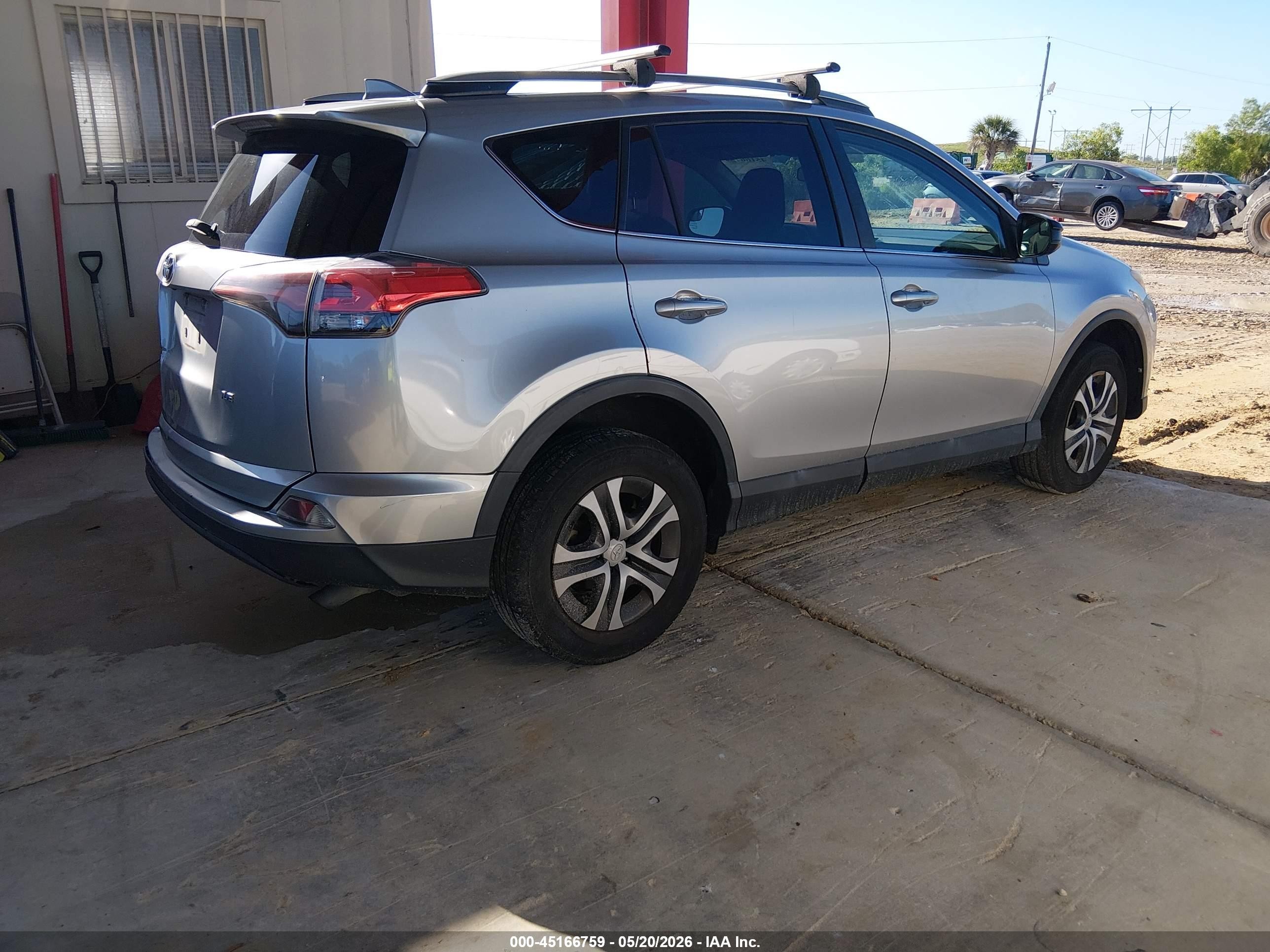 2017 Toyota Rav4 Le Gray vin: 2T3ZFREV9HW383541
