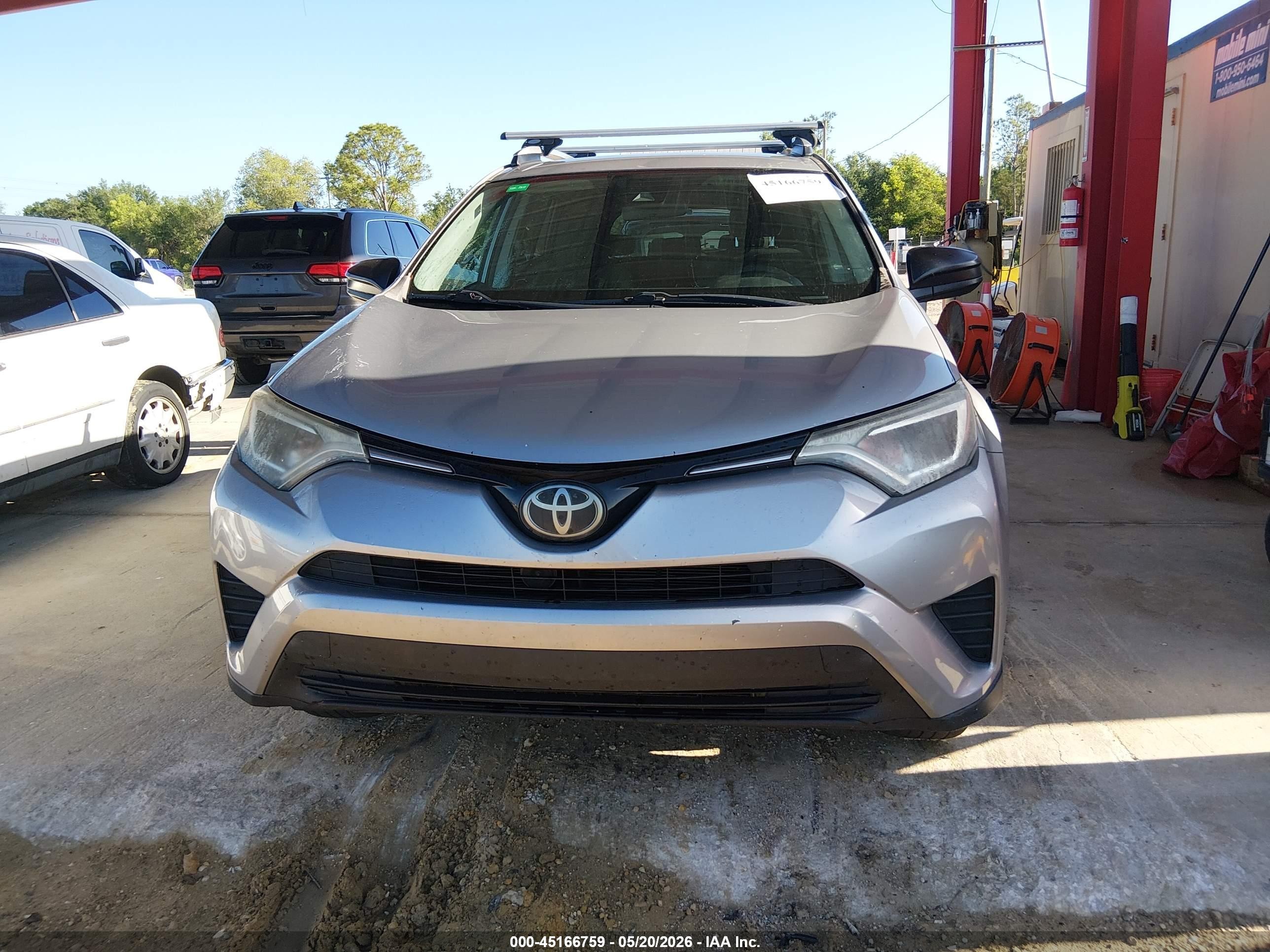2017 Toyota Rav4 Le Gray vin: 2T3ZFREV9HW383541
