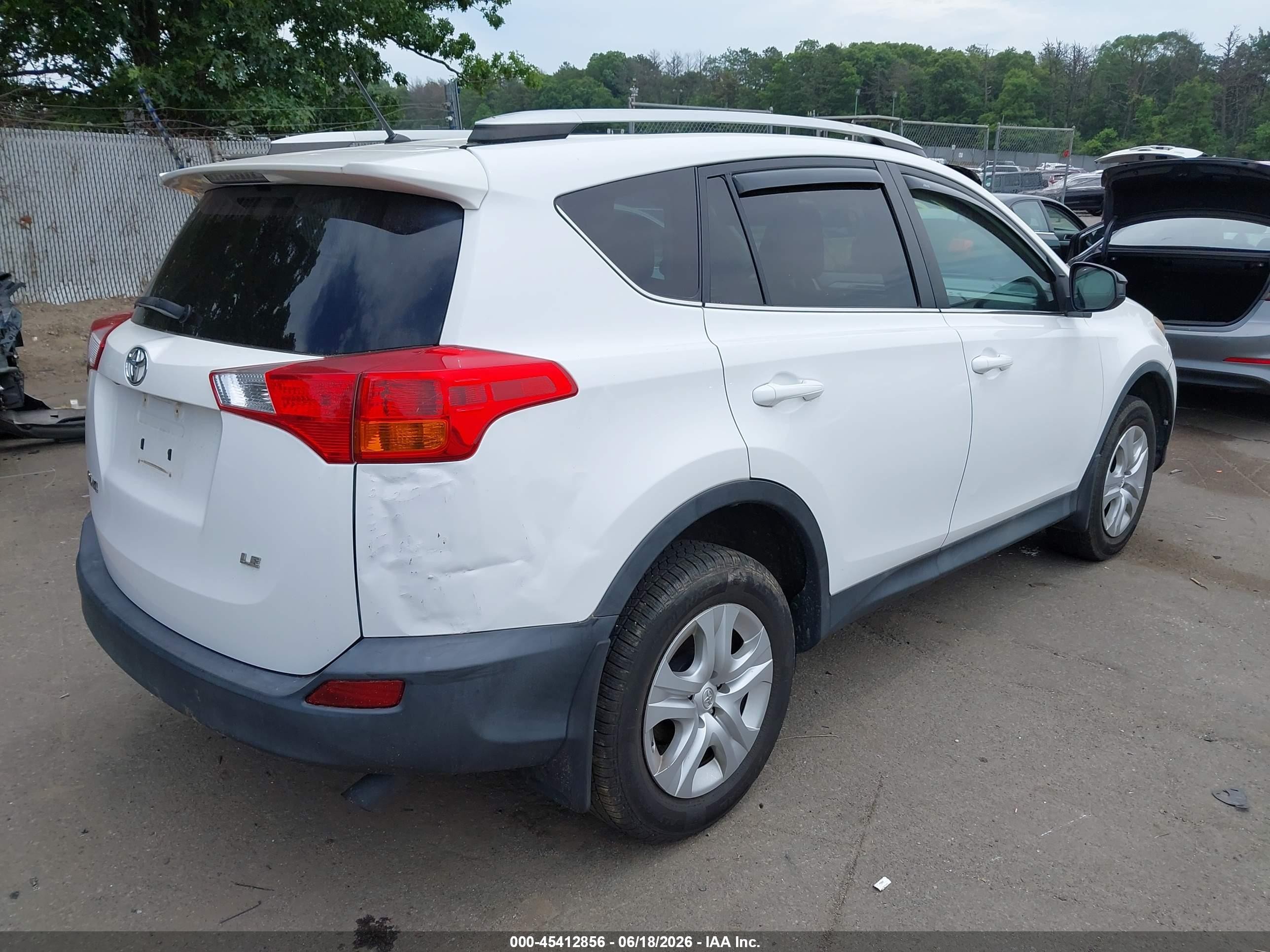 2013 Toyota Rav4 Le White vin: 2T3ZFREVXDW020501