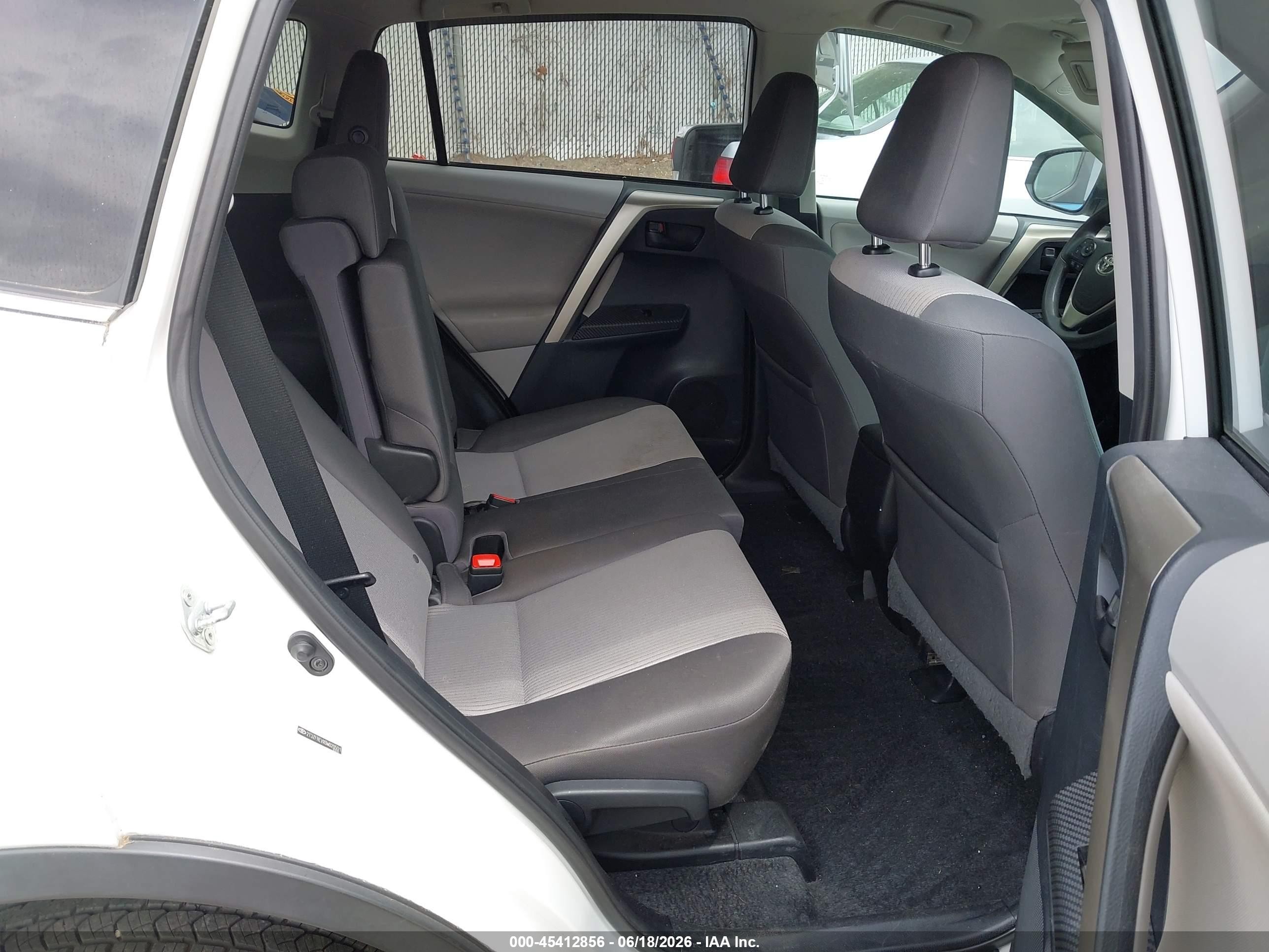 2013 Toyota Rav4 Le White vin: 2T3ZFREVXDW020501