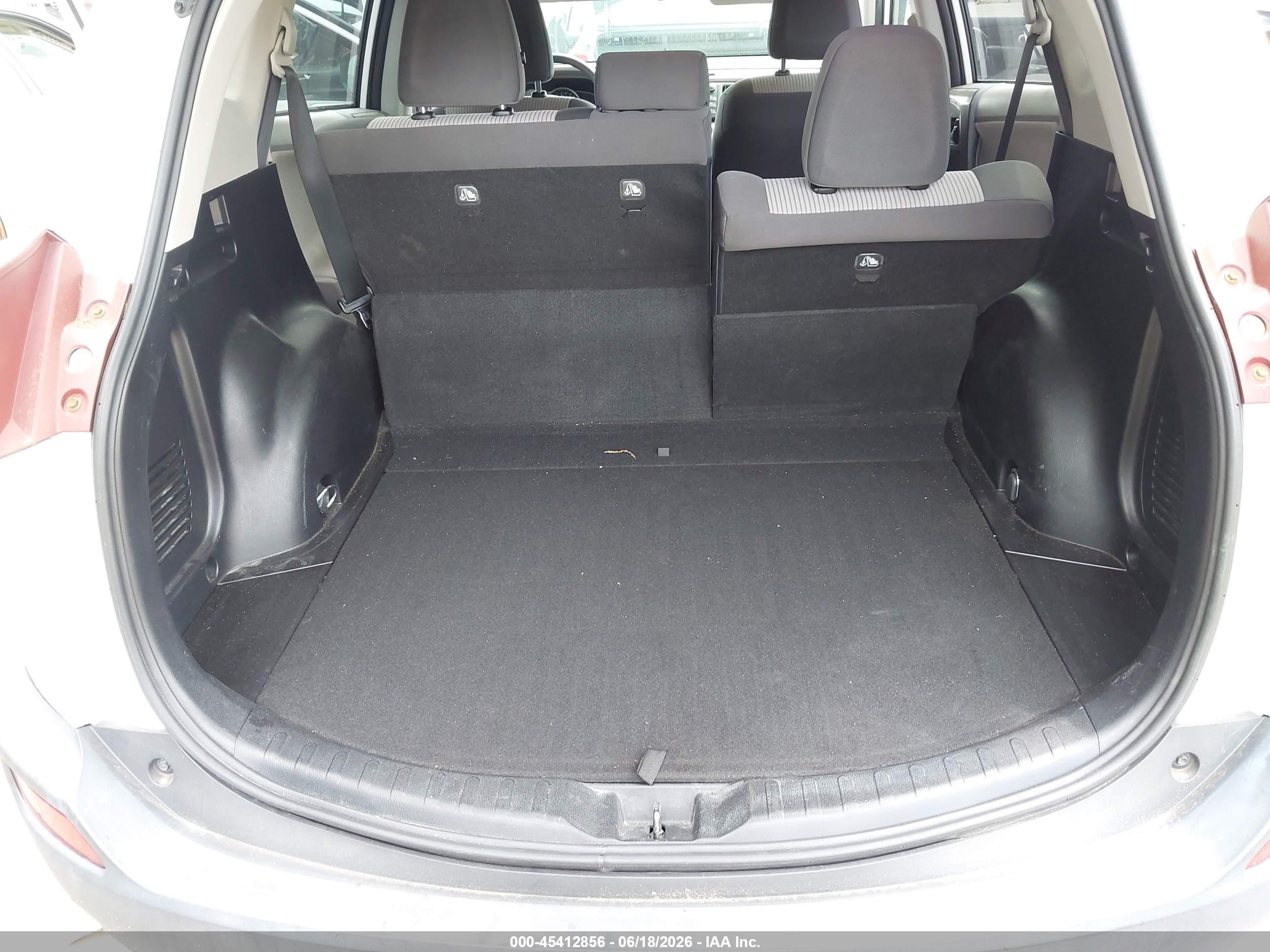2013 Toyota Rav4 Le White vin: 2T3ZFREVXDW020501