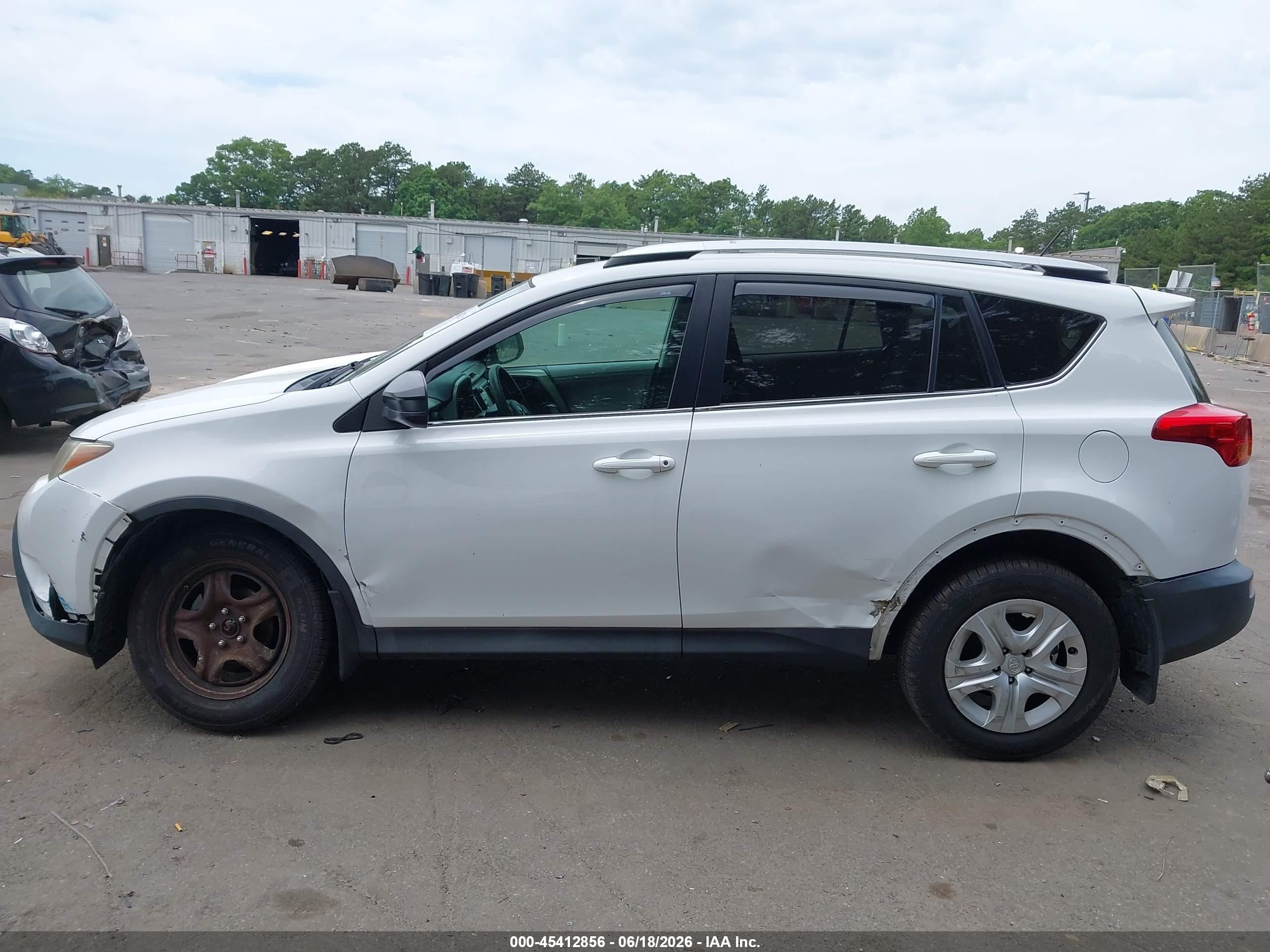 2013 Toyota Rav4 Le White vin: 2T3ZFREVXDW020501