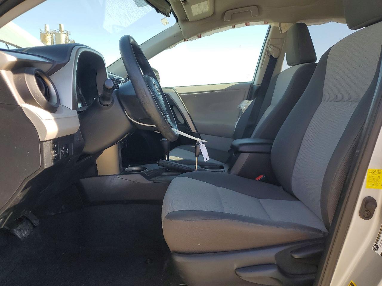 2013 Toyota Rav4 Le Silver vin: 2T3ZFREVXDW036570