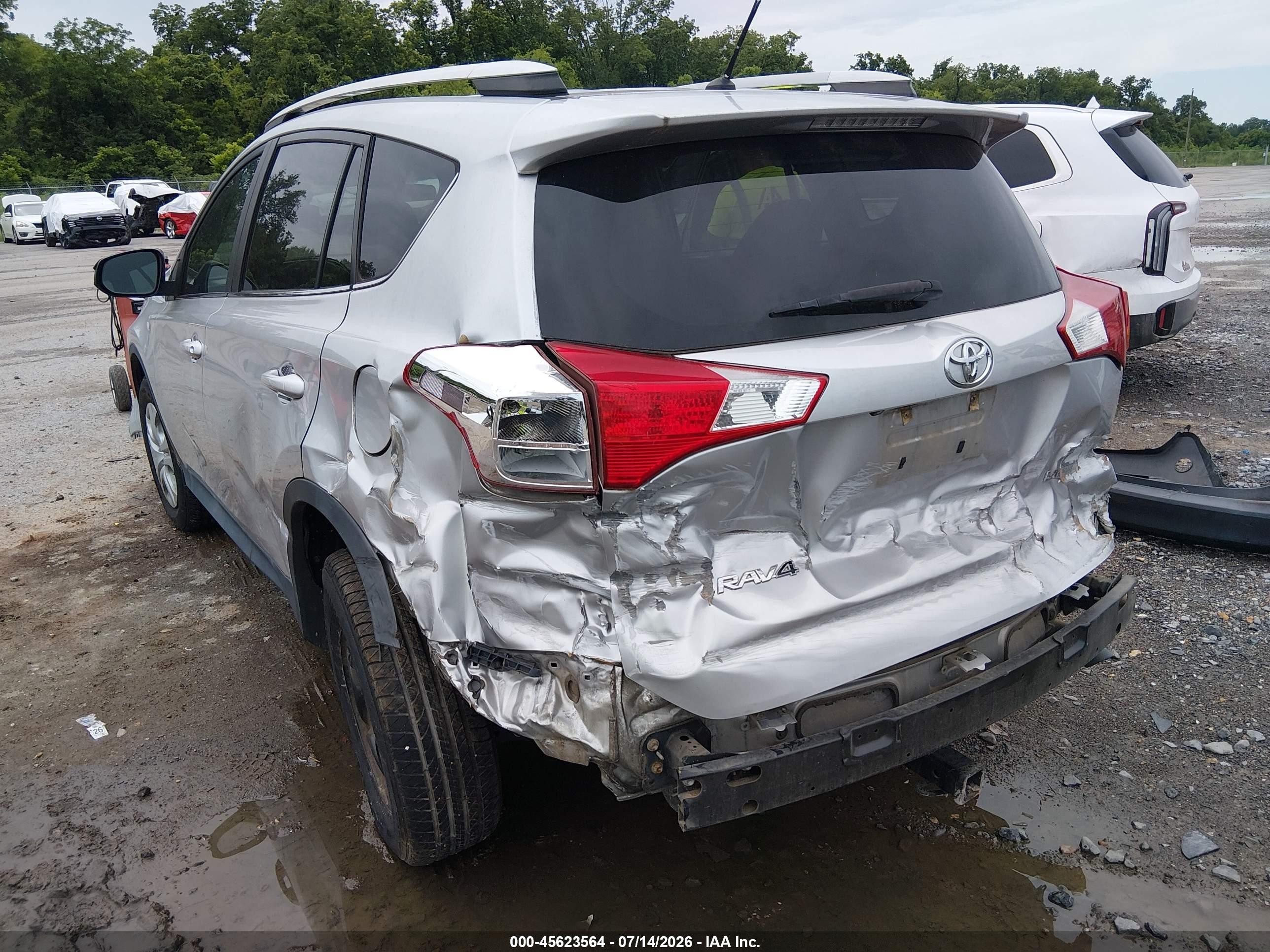 2013 Toyota Rav4 Le Silver vin: 2T3ZFREVXDW038741